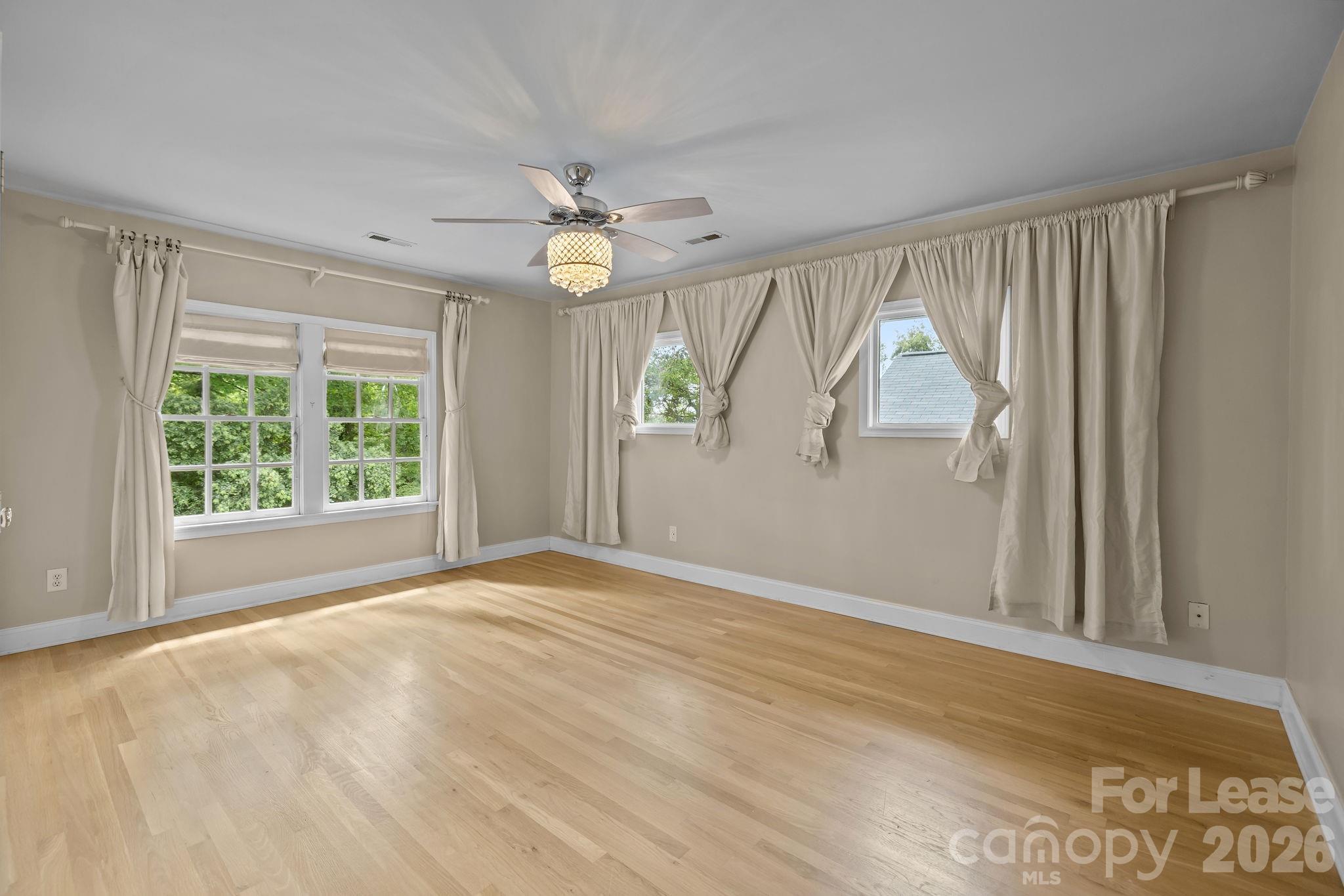 Single Family Residence at 1705 Fountain View, Charlotte, photo 21 of 48