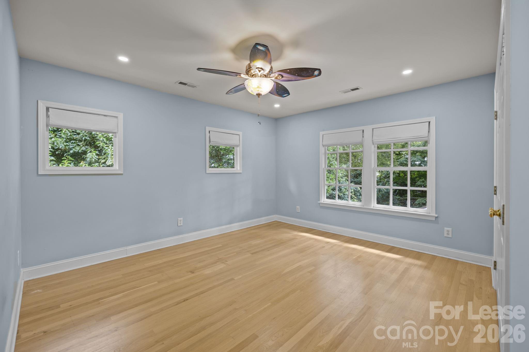 Single Family Residence at 1705 Fountain View, Charlotte, photo 27 of 48
