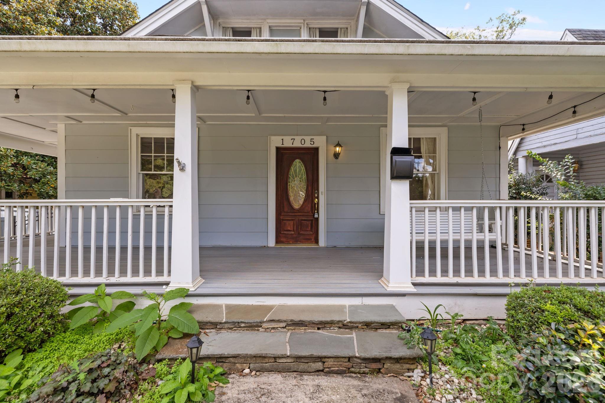 Single Family Residence at 1705 Fountain View, Charlotte, photo 42 of 48