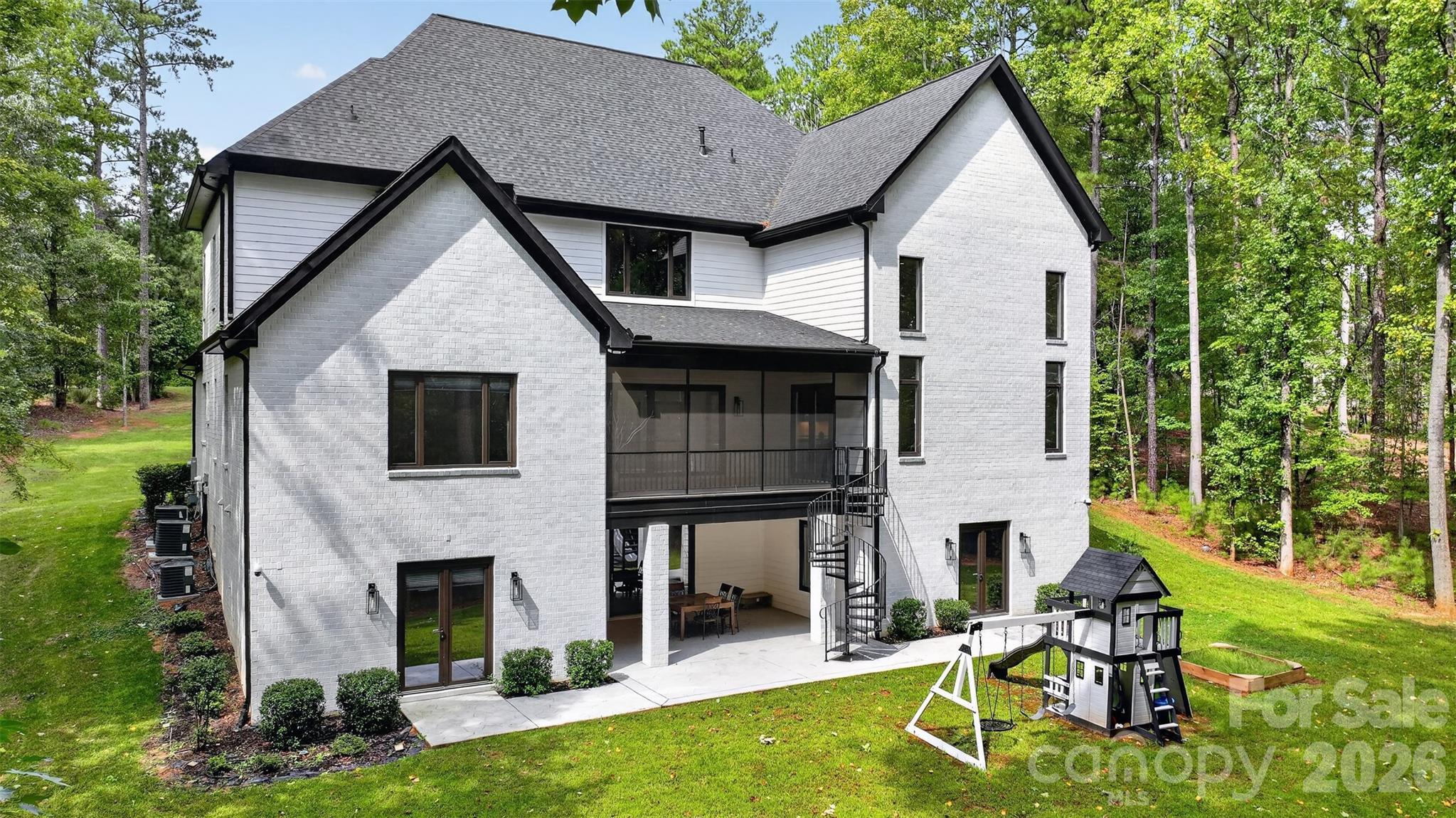 Single Family Residence at 937 Fern Hill Road, Mooresville, photo 3 of 45