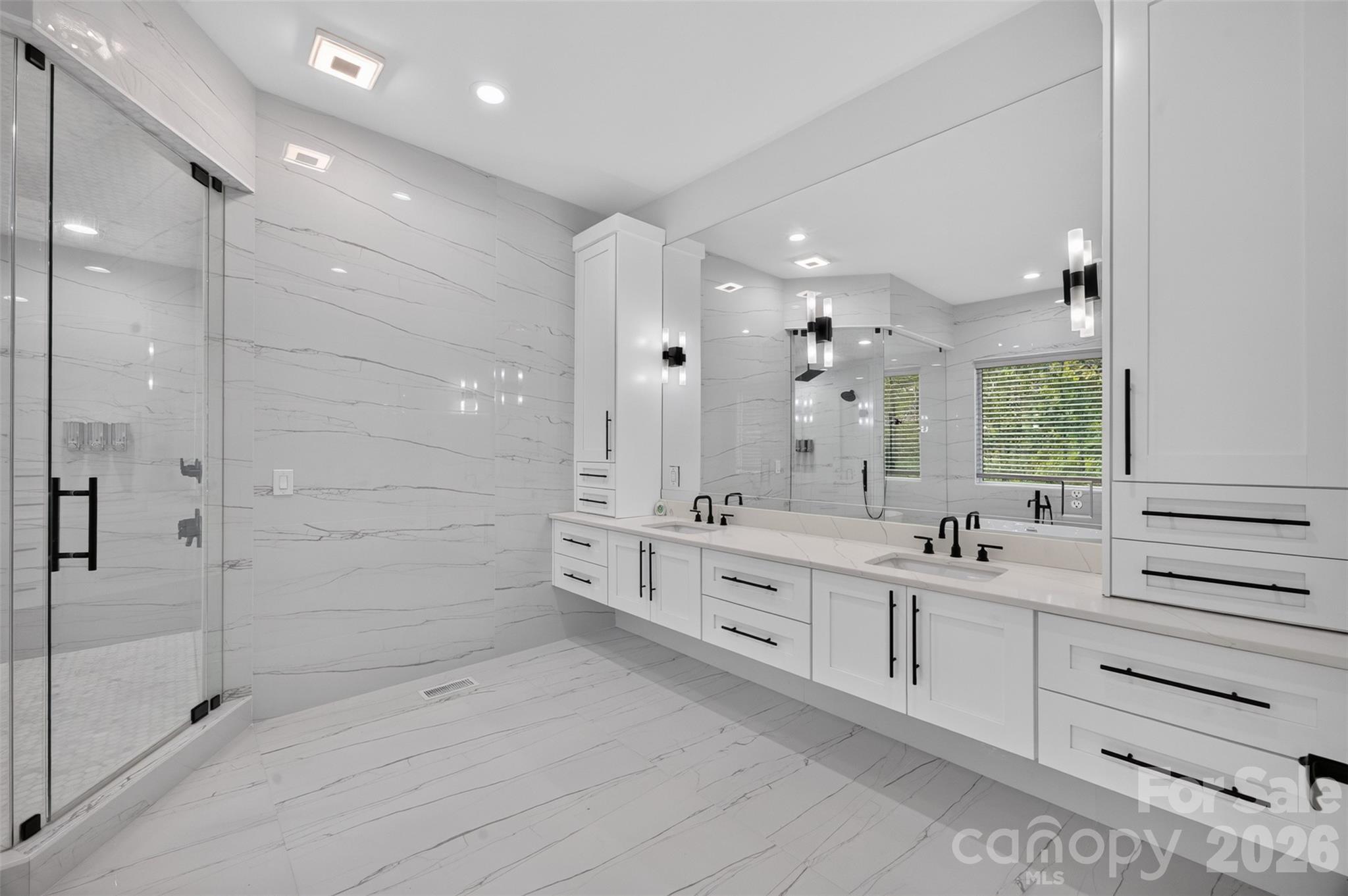 Primary Bath - 937 Fern Hill Road, Mooresville