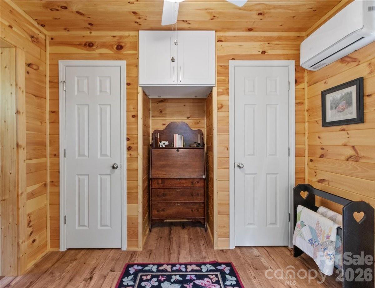 Single Family Residence at 4895 Hudlow Road, Union Mills, photo 28 of 48