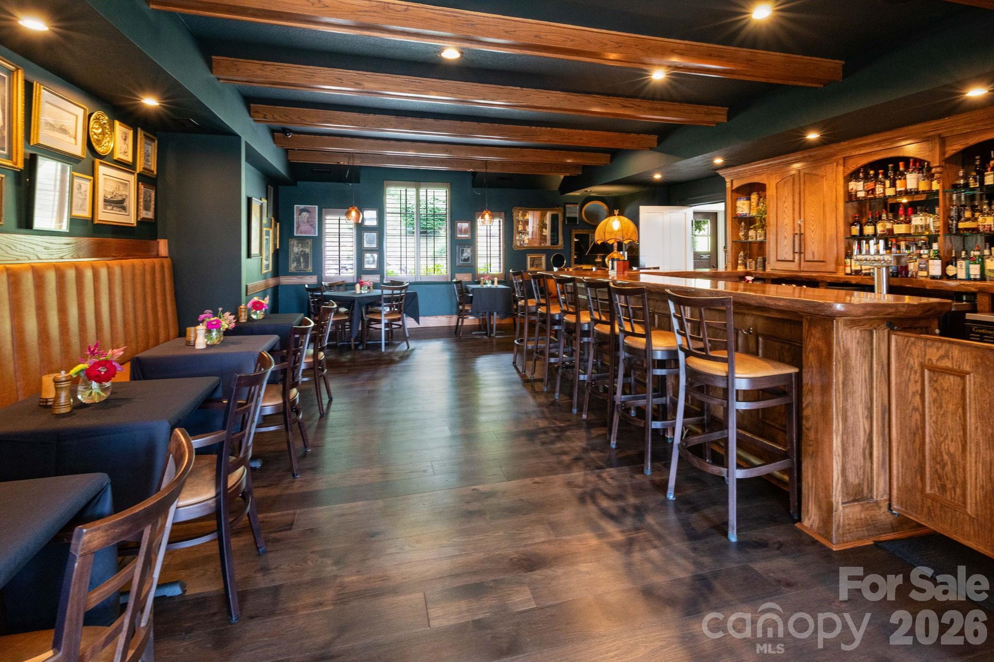 Bar/dining. - 30 Finlaystone Trace, Waynesville