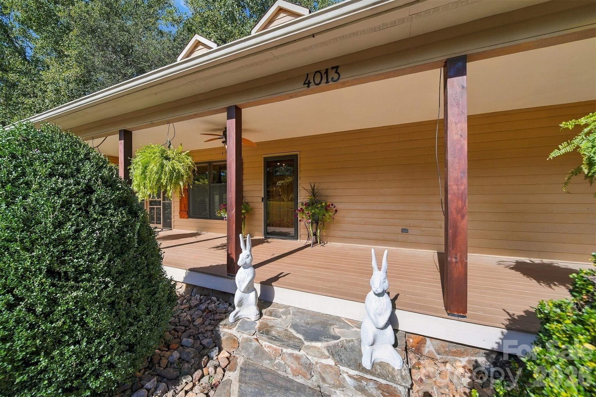 Single Family Residence at 4013 Carlton Drive, Claremont, photo 6 of 48