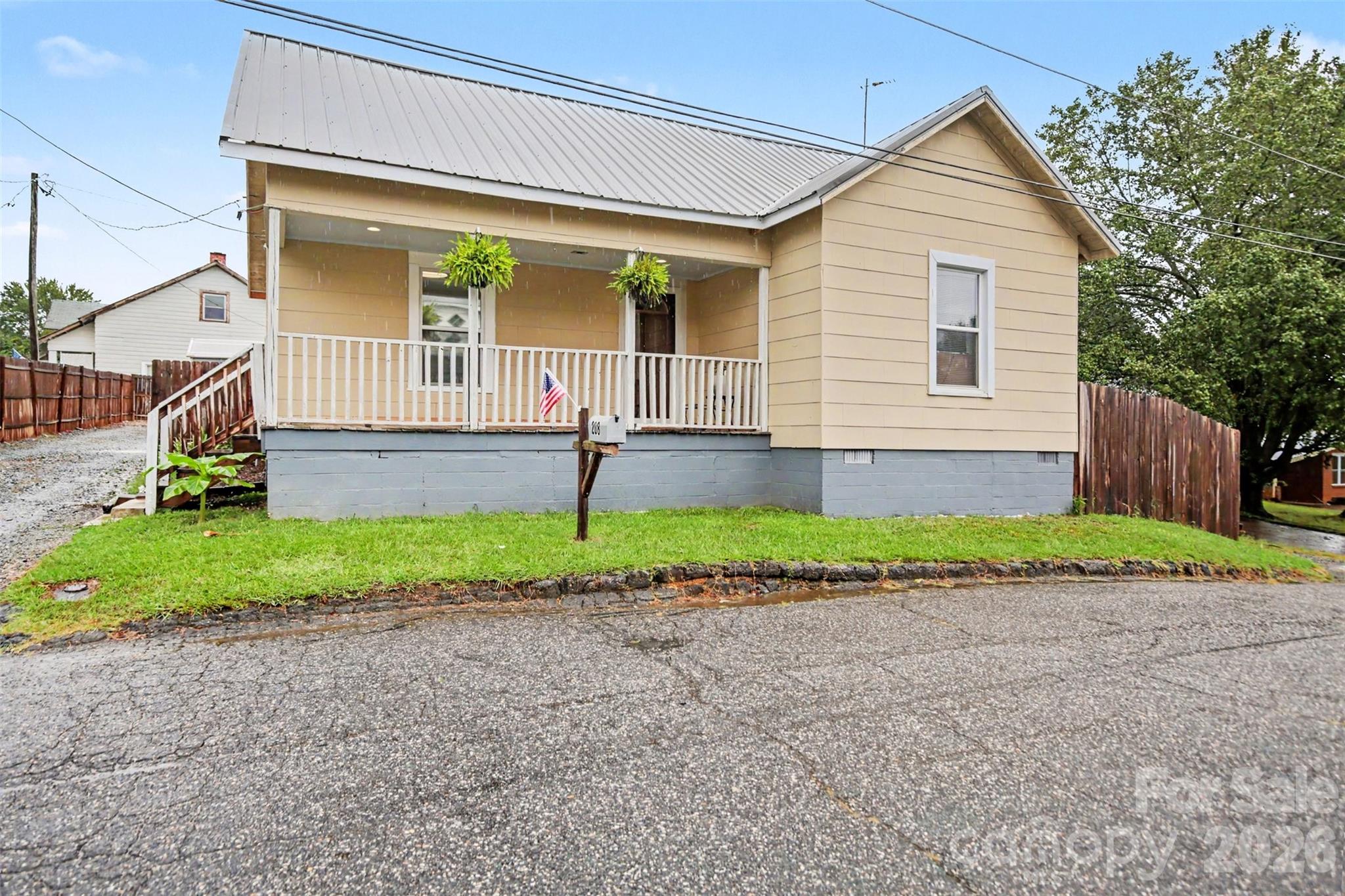 Single Family Residence at 208 Copley Street, Lexington, photo 2 of 26