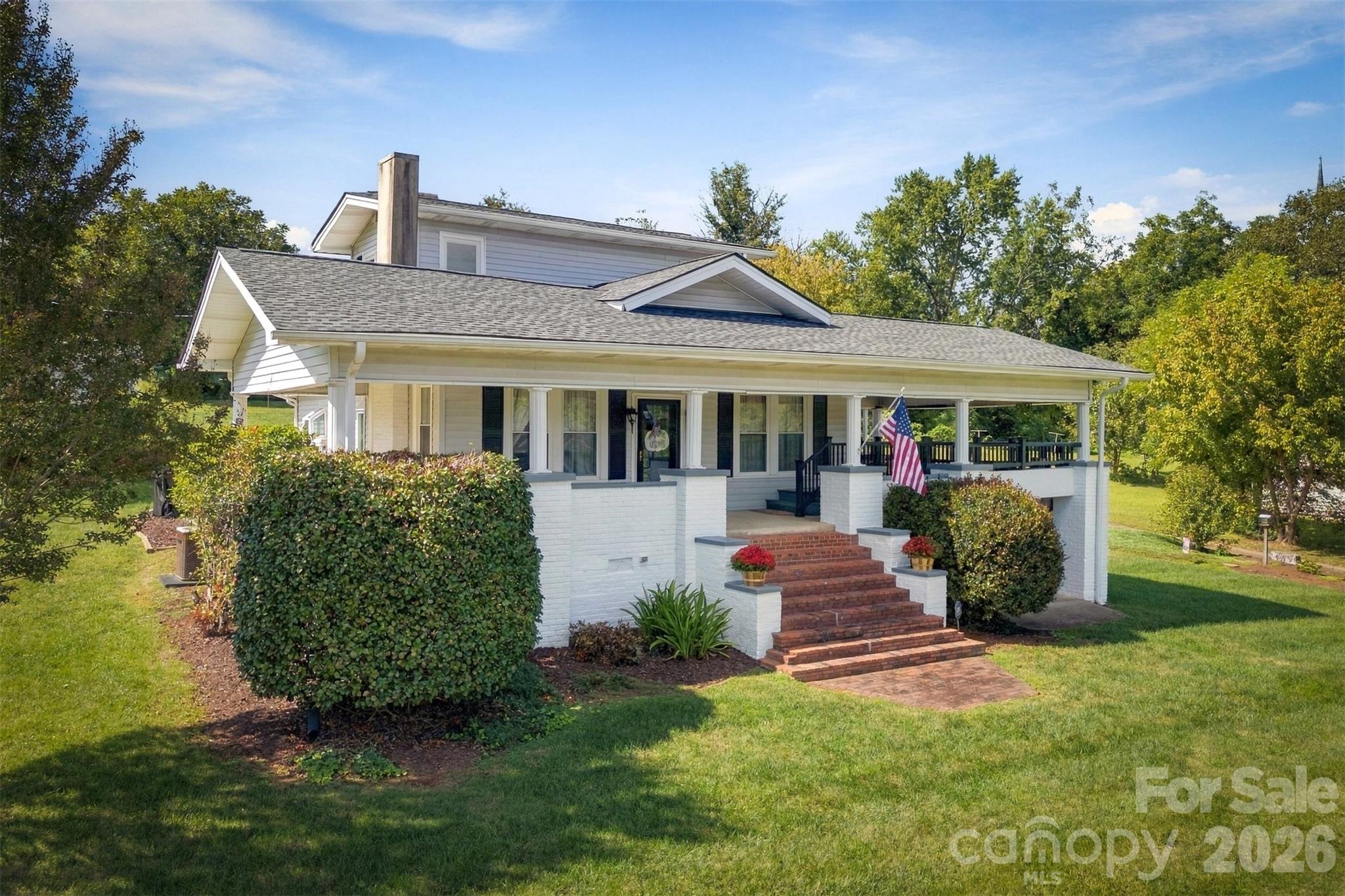 Single Family Residence at 110 Burkemont Avenue, Morganton, photo 2 of 28