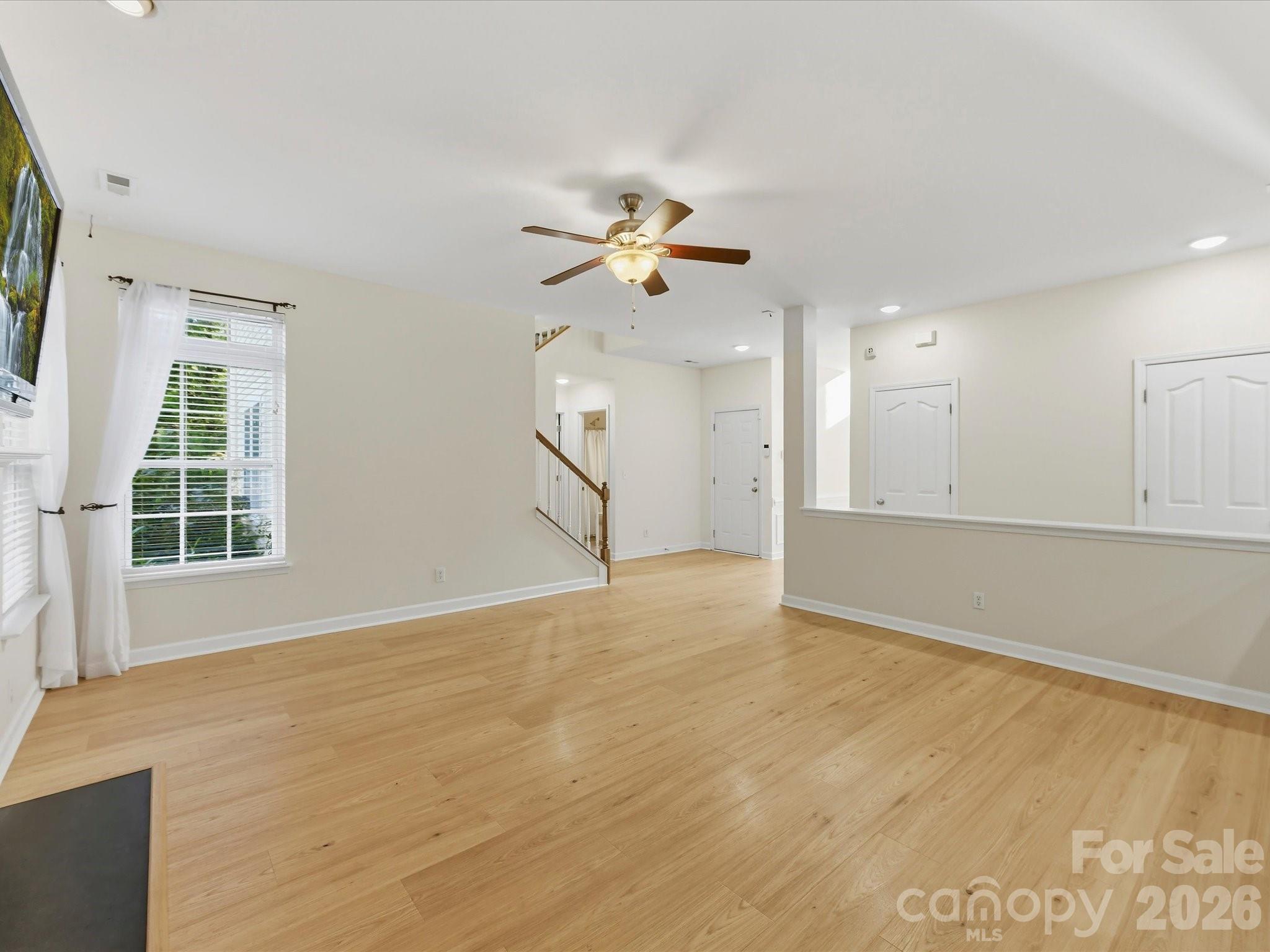 Single Family Residence at 8128 Madrigal Court, Waxhaw, photo 16 of 46