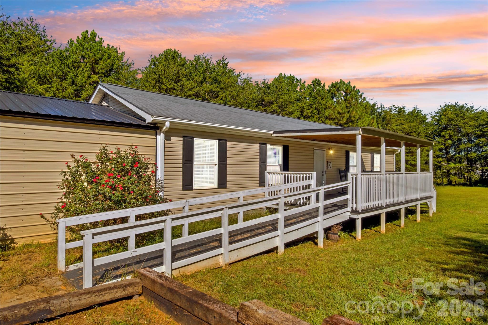 Single Family Residence at 327 James Farm Road, Statesville, photo 2 of 36