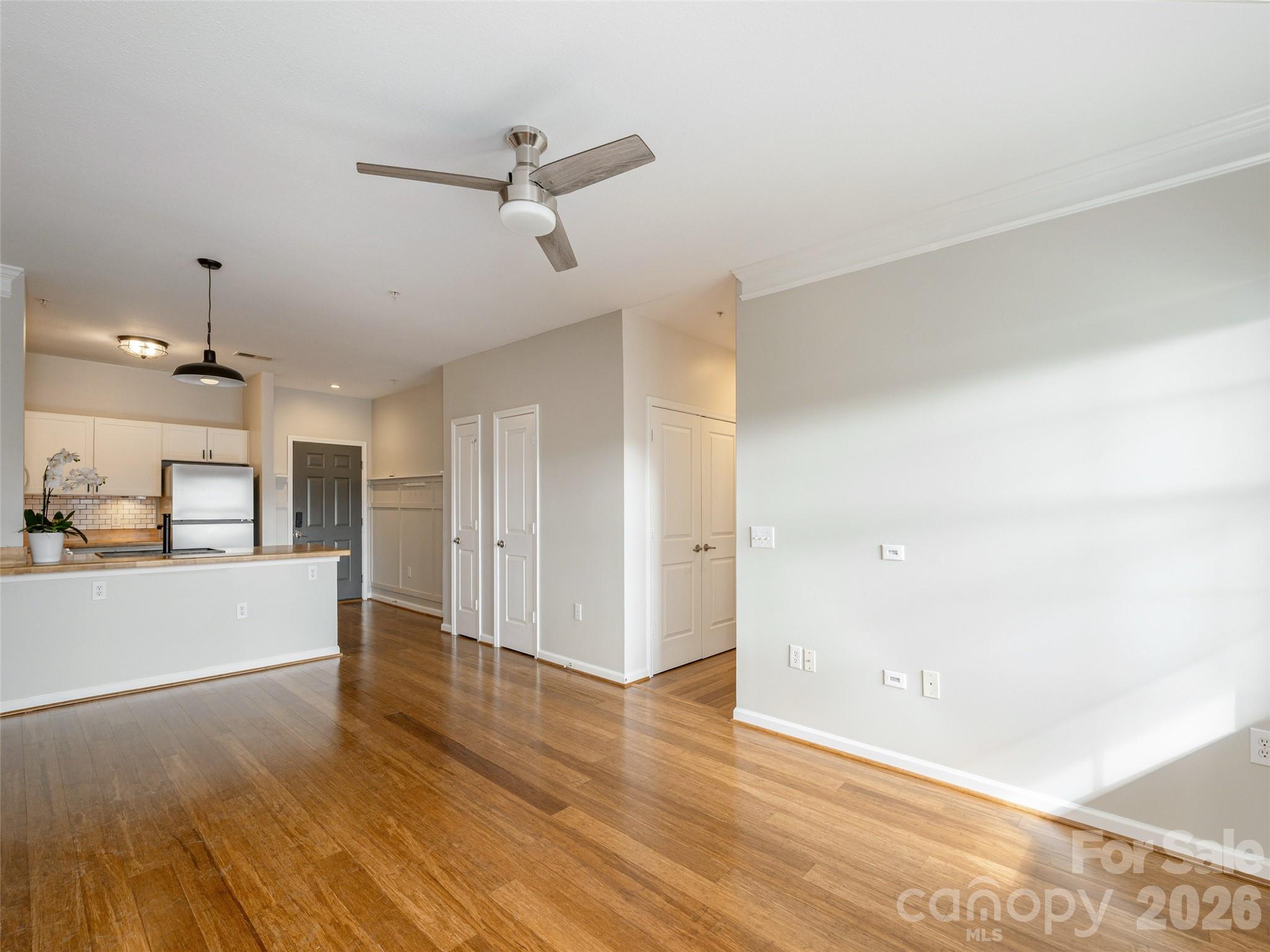 Condominium at 437 Appeldoorn Circle, Asheville, photo 13 of 31