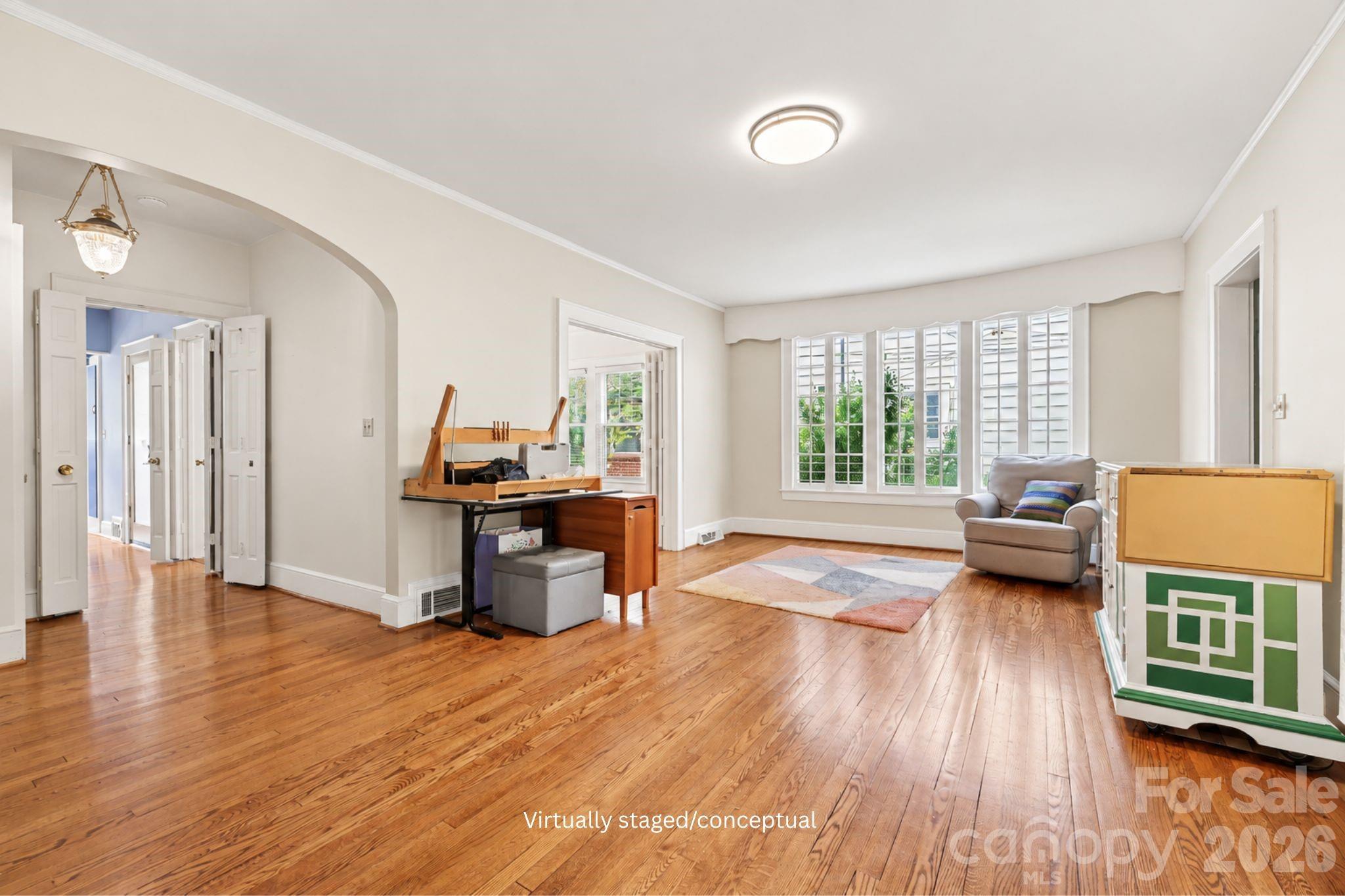 Single Family Residence at 404 Fairview Drive, Lexington, photo 3 of 42
