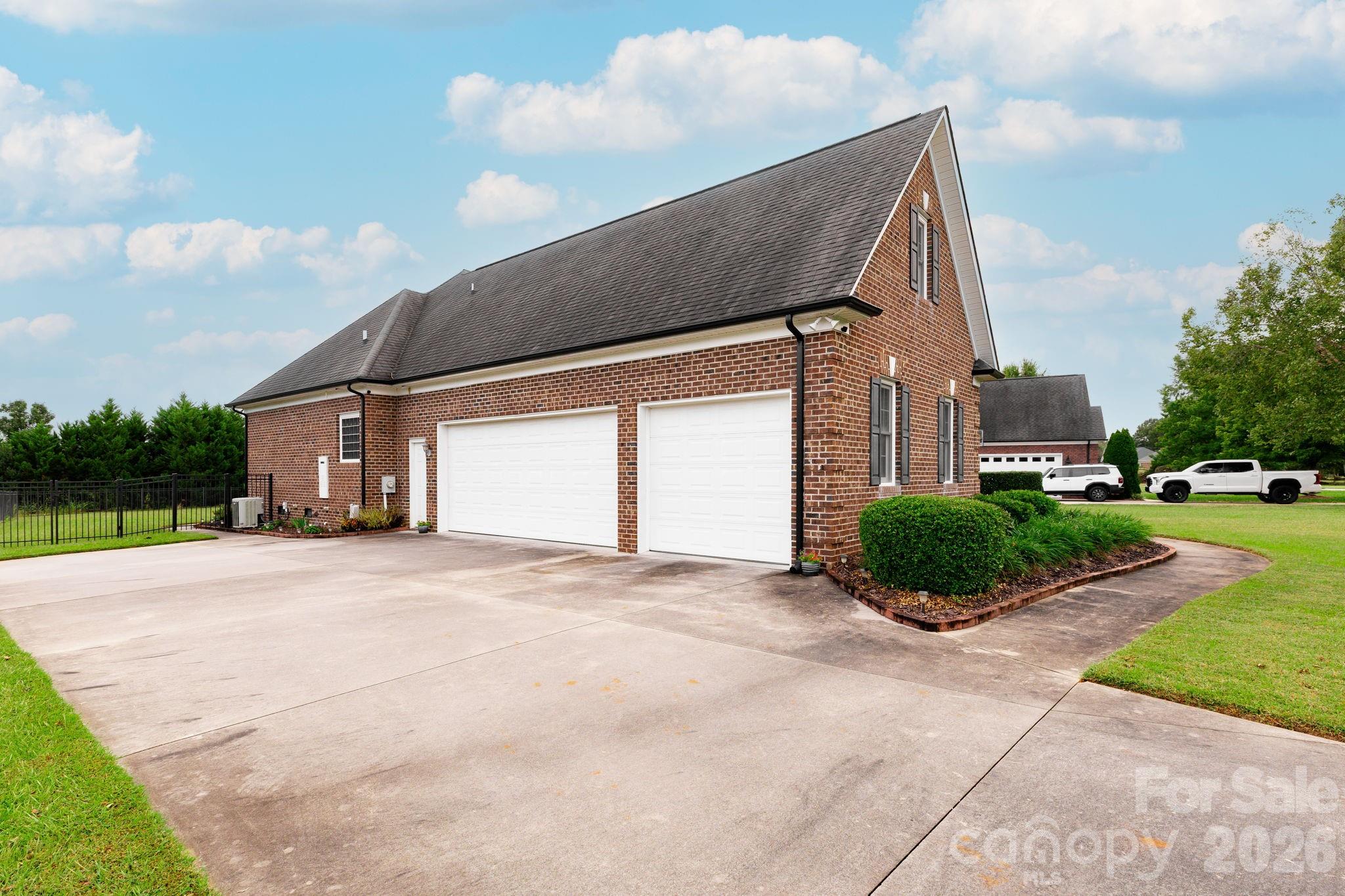 Single Family Residence at 7060 Bovine Lane, Harrisburg, photo 2 of 33
