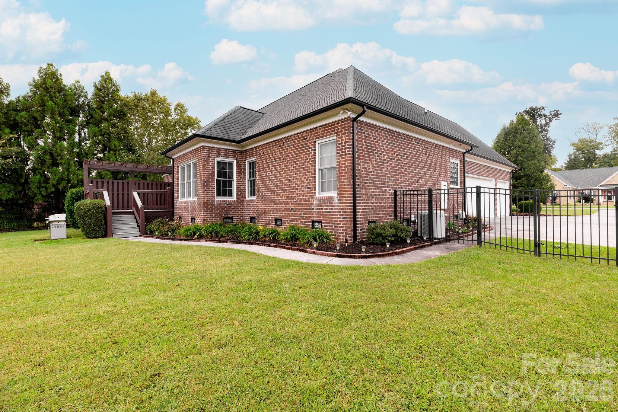 Single Family Residence at 7060 Bovine Lane, Harrisburg, photo 28 of 33