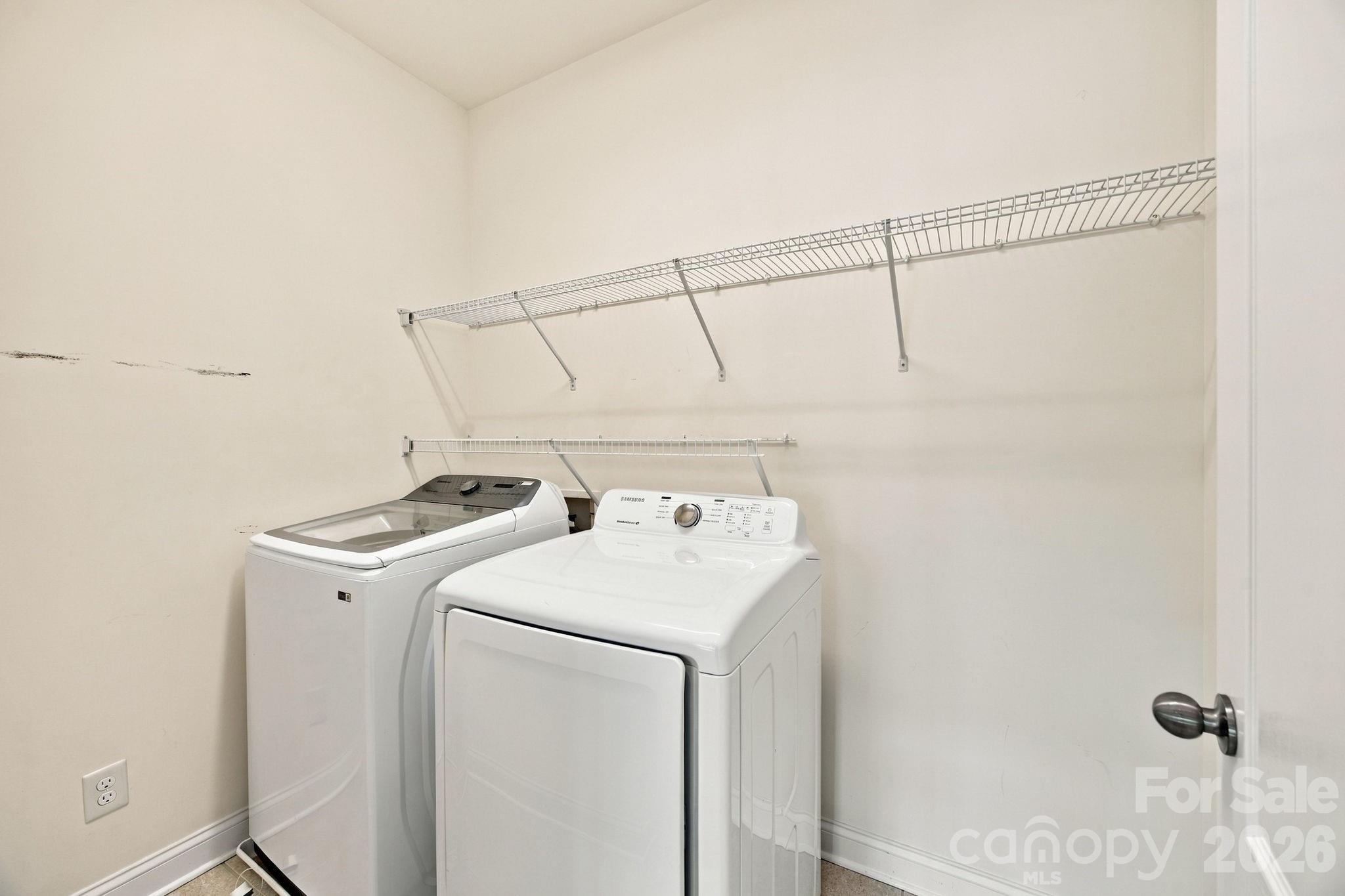 Upstairs Laundry Room - W/D Convey - 146 Northbridge Drive, Mooresville