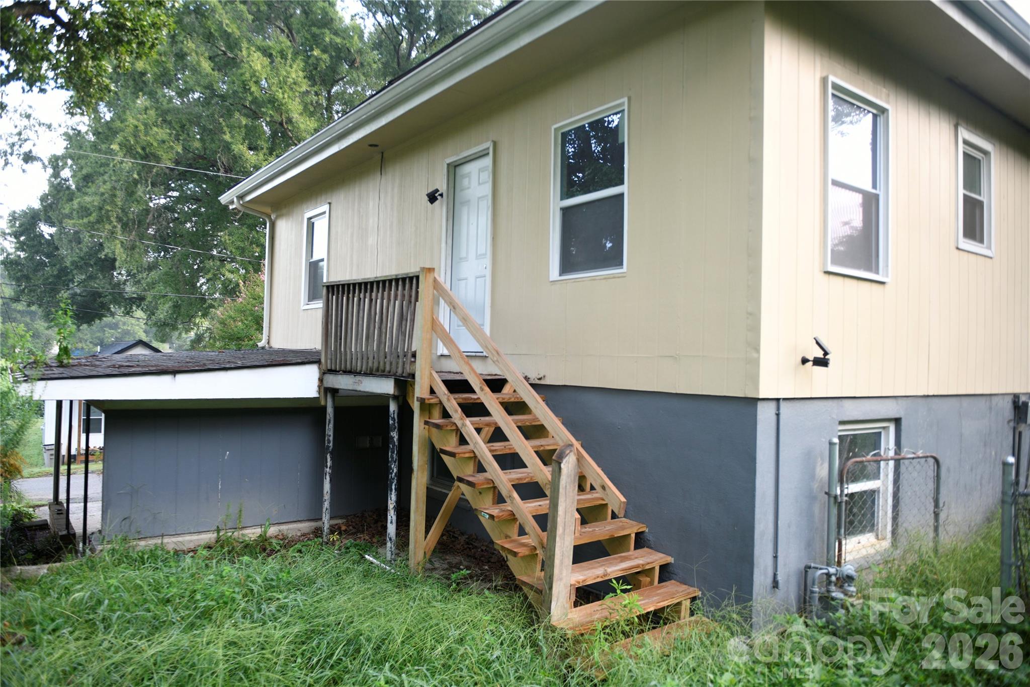 Single Family Residence at 1605 W 4th Avenue, Gastonia, photo 40 of 47