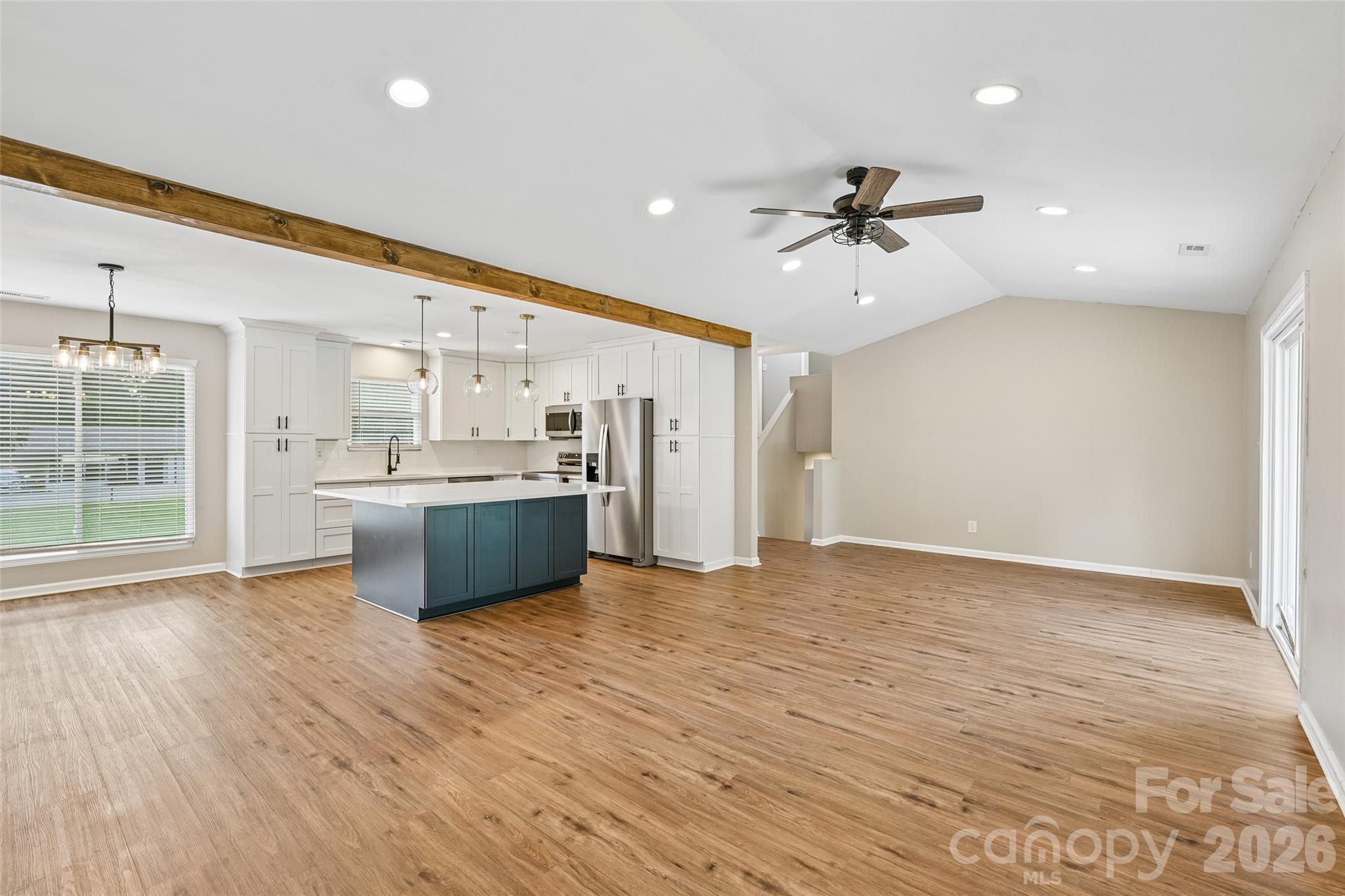 Single Family Residence at 1106 Stanton Drive, Shelby, photo 5 of 26