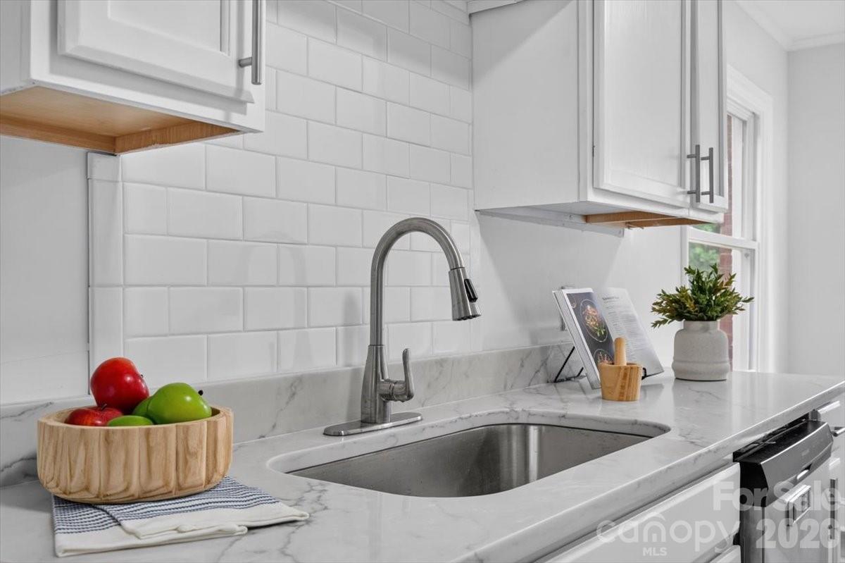 New quartz counters and stainless sink - 2048 Simmons Street, Gastonia