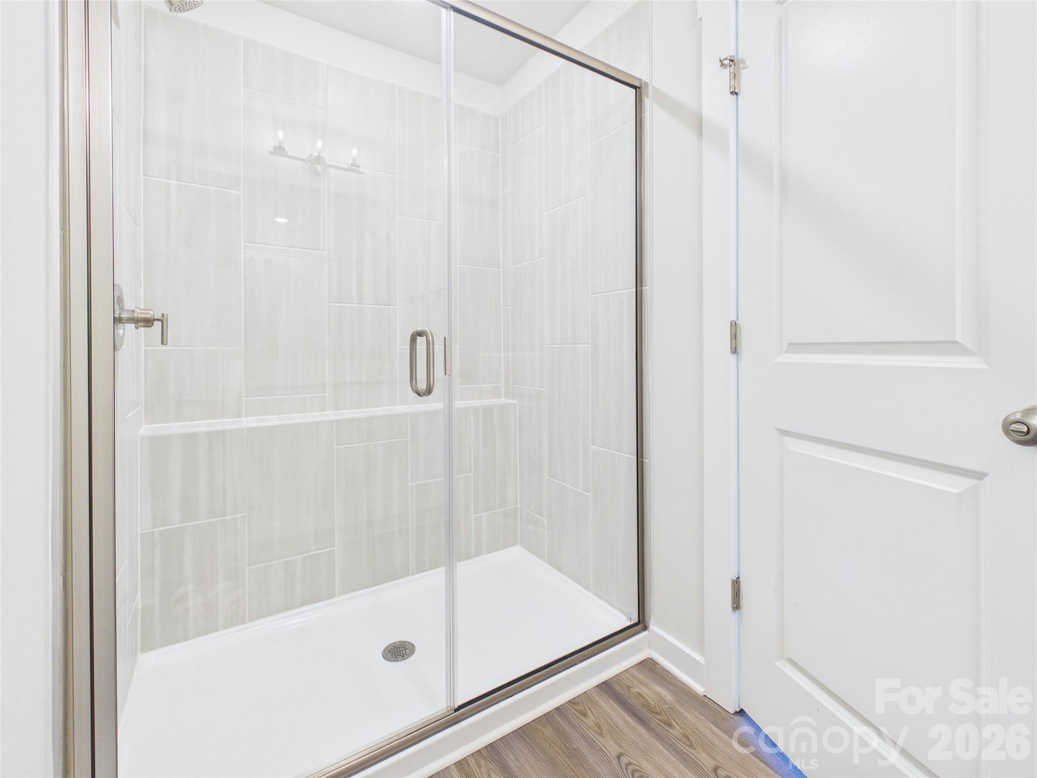 5' tiled shower in primary bath - 105 Dilling Street N, Kings Mountain