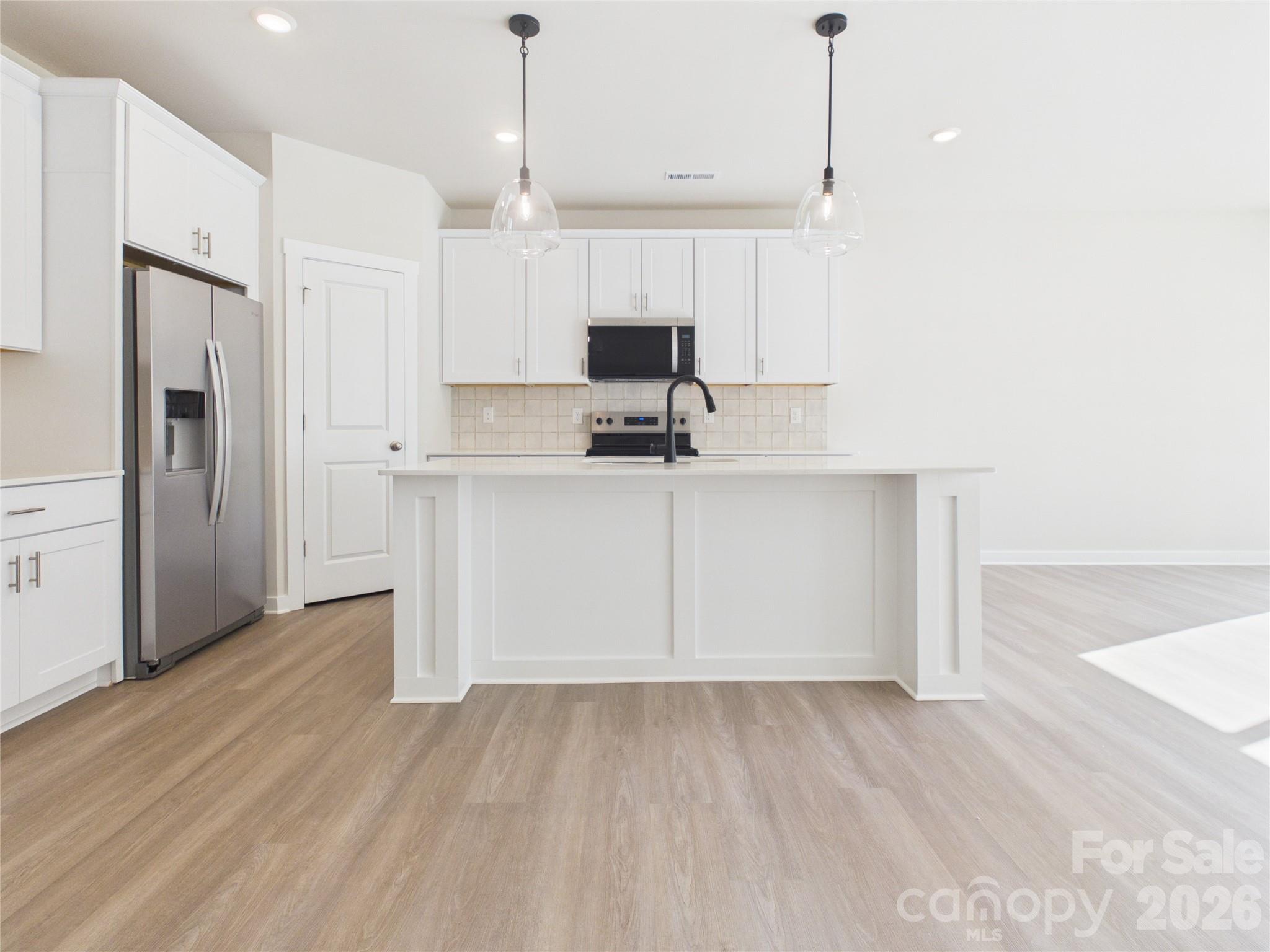 Townhouse at 105 Dilling Street N, Kings Mountain, photo 6 of 32
