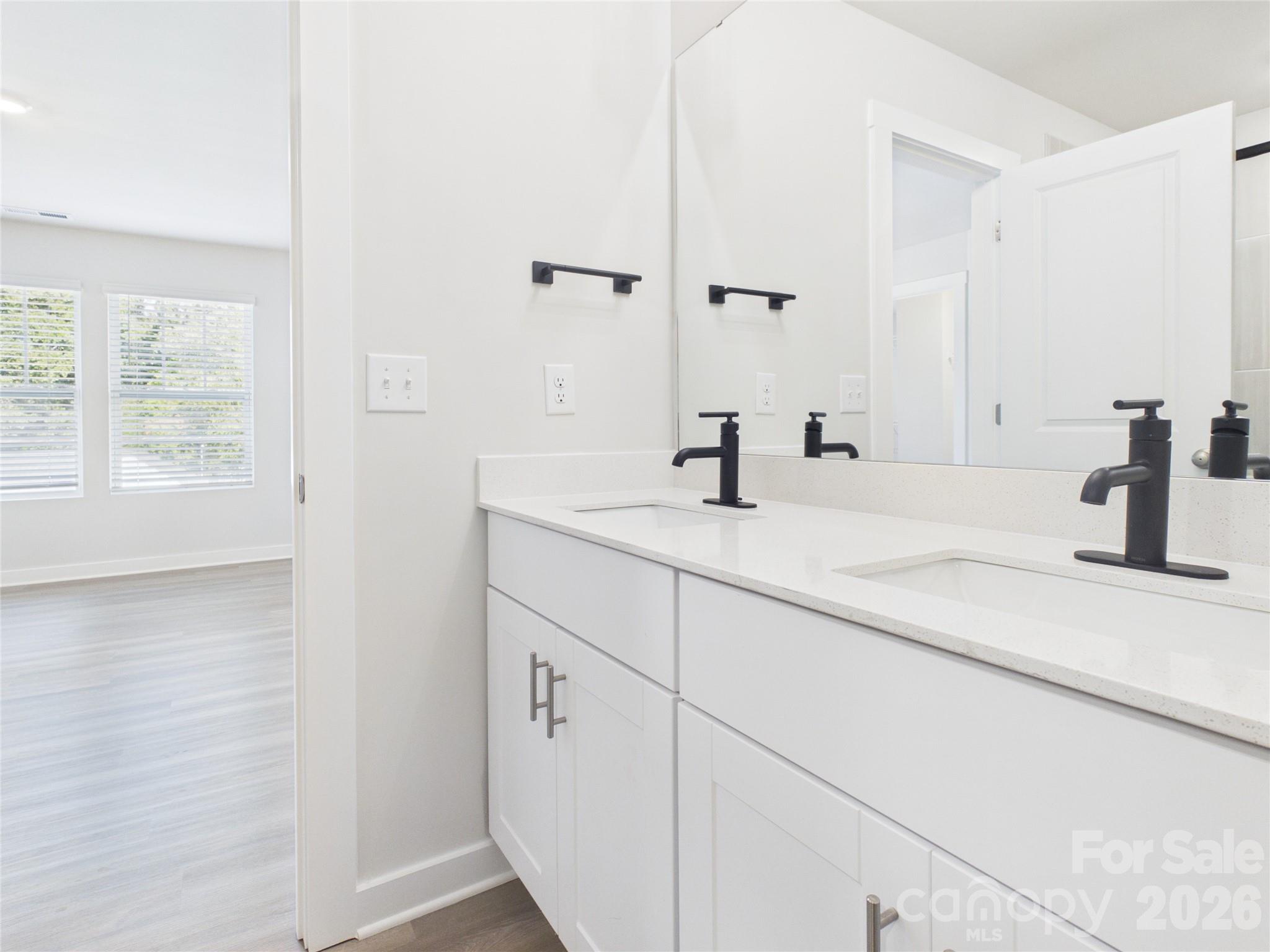 Primary bath - 105 Dilling Street N, Kings Mountain