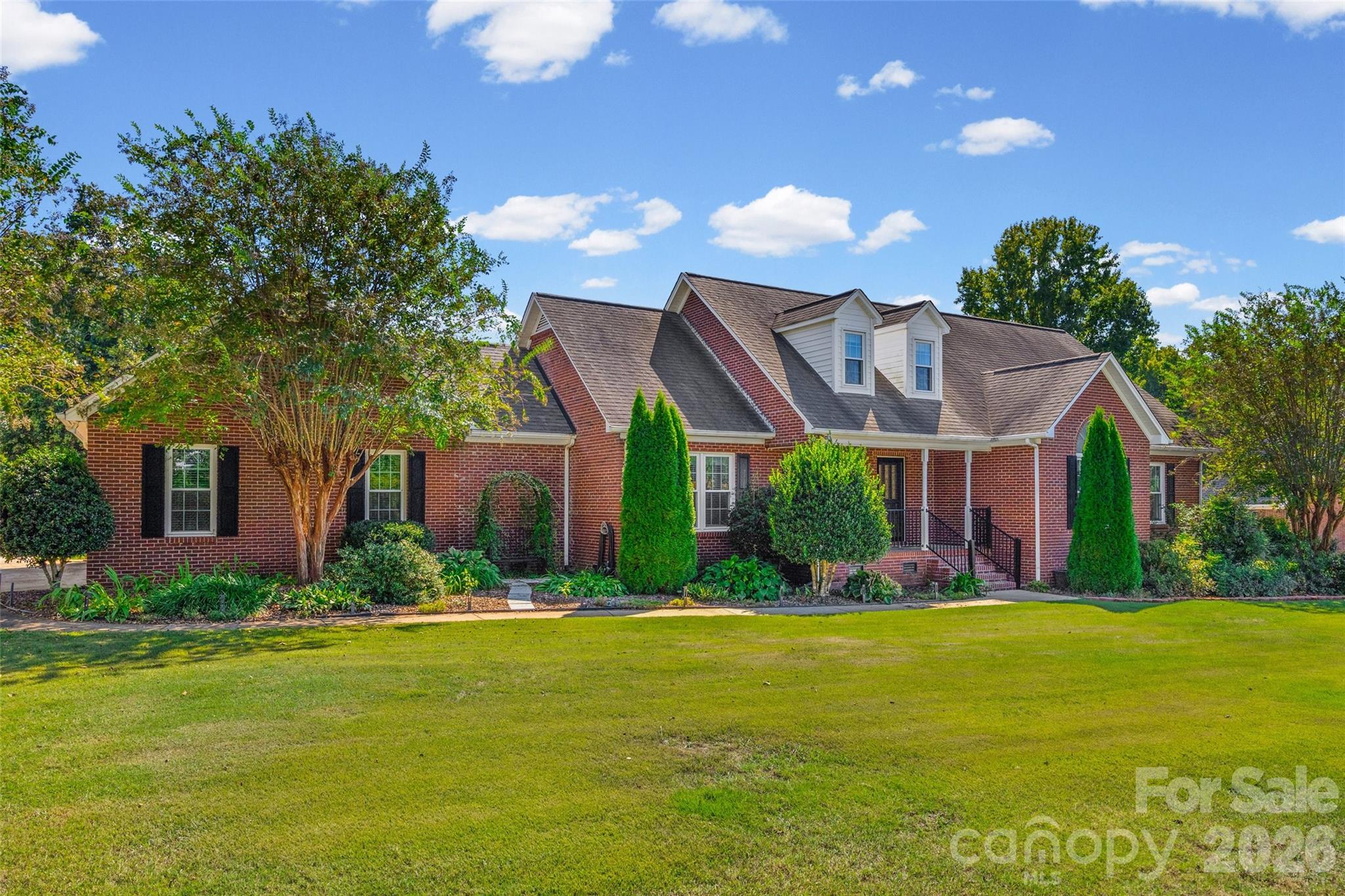 Inground irrigation. - 705 Carrollton Place, Rock Hill