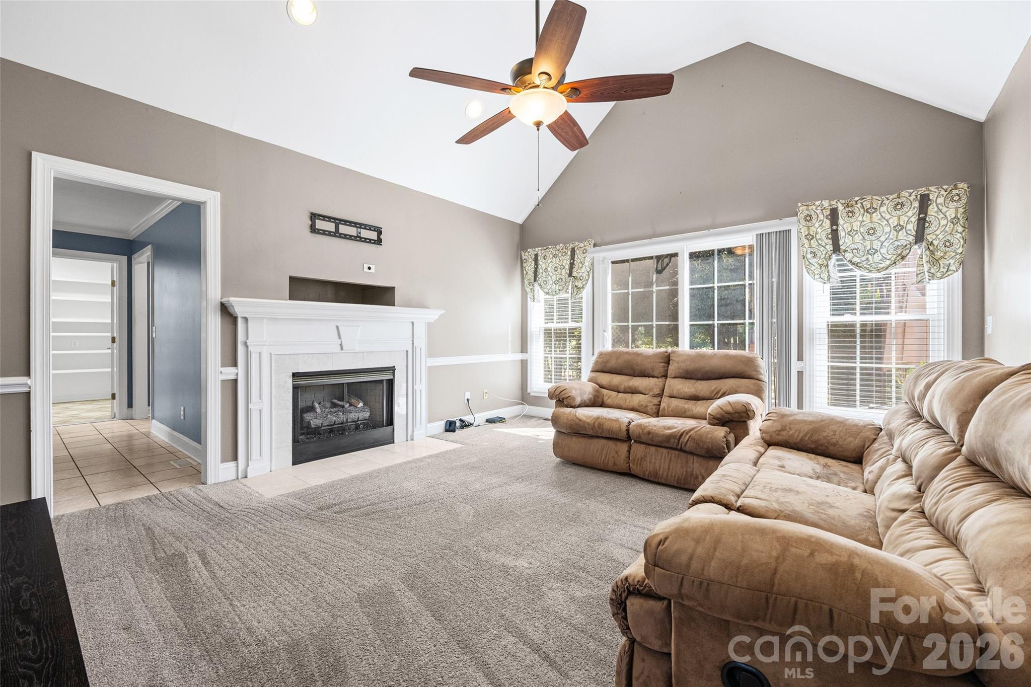 Living Room - 705 Carrollton Place, Rock Hill