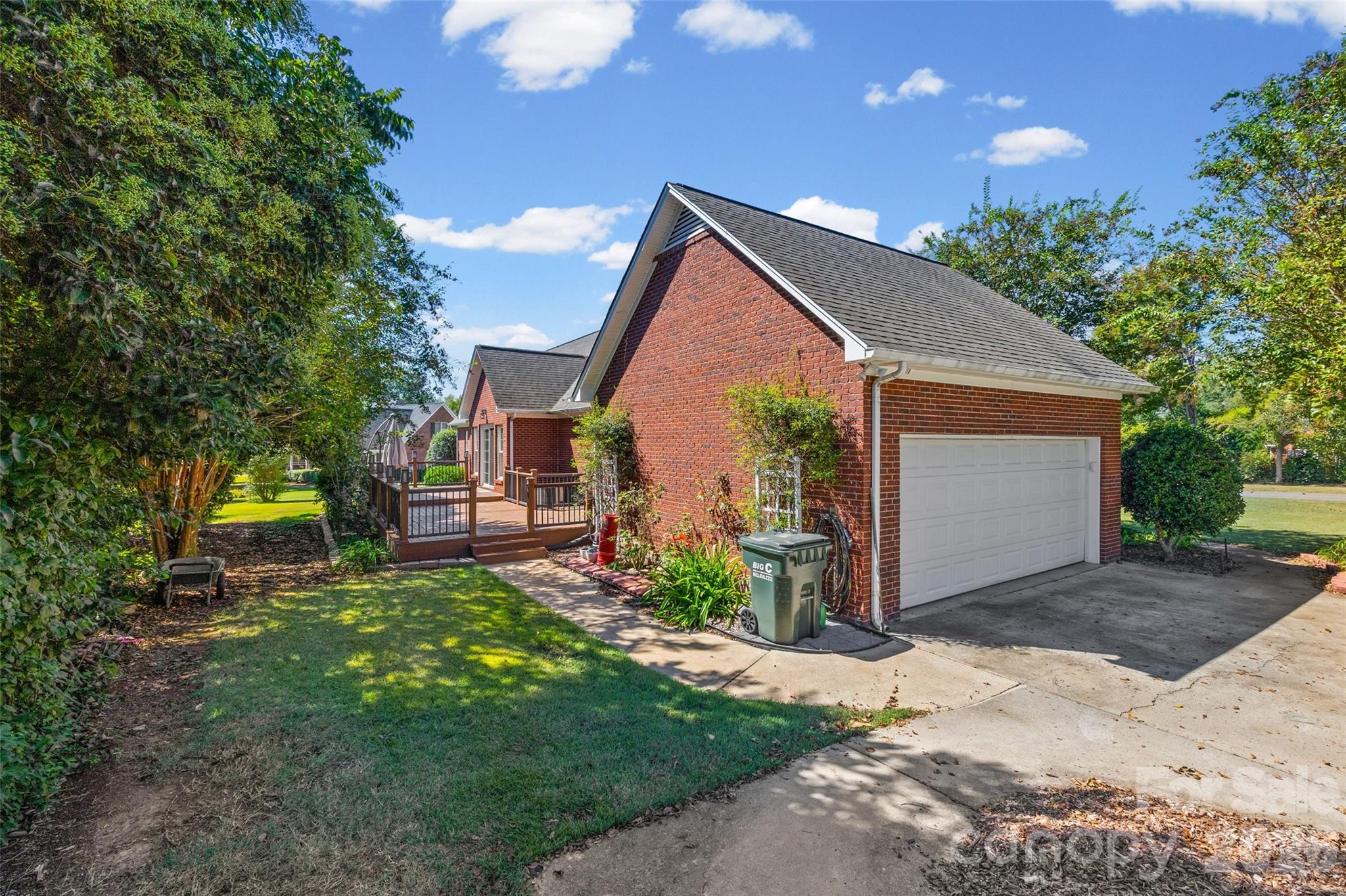 Single Family Residence at 705 Carrollton Place, Rock Hill, photo 34 of 35
