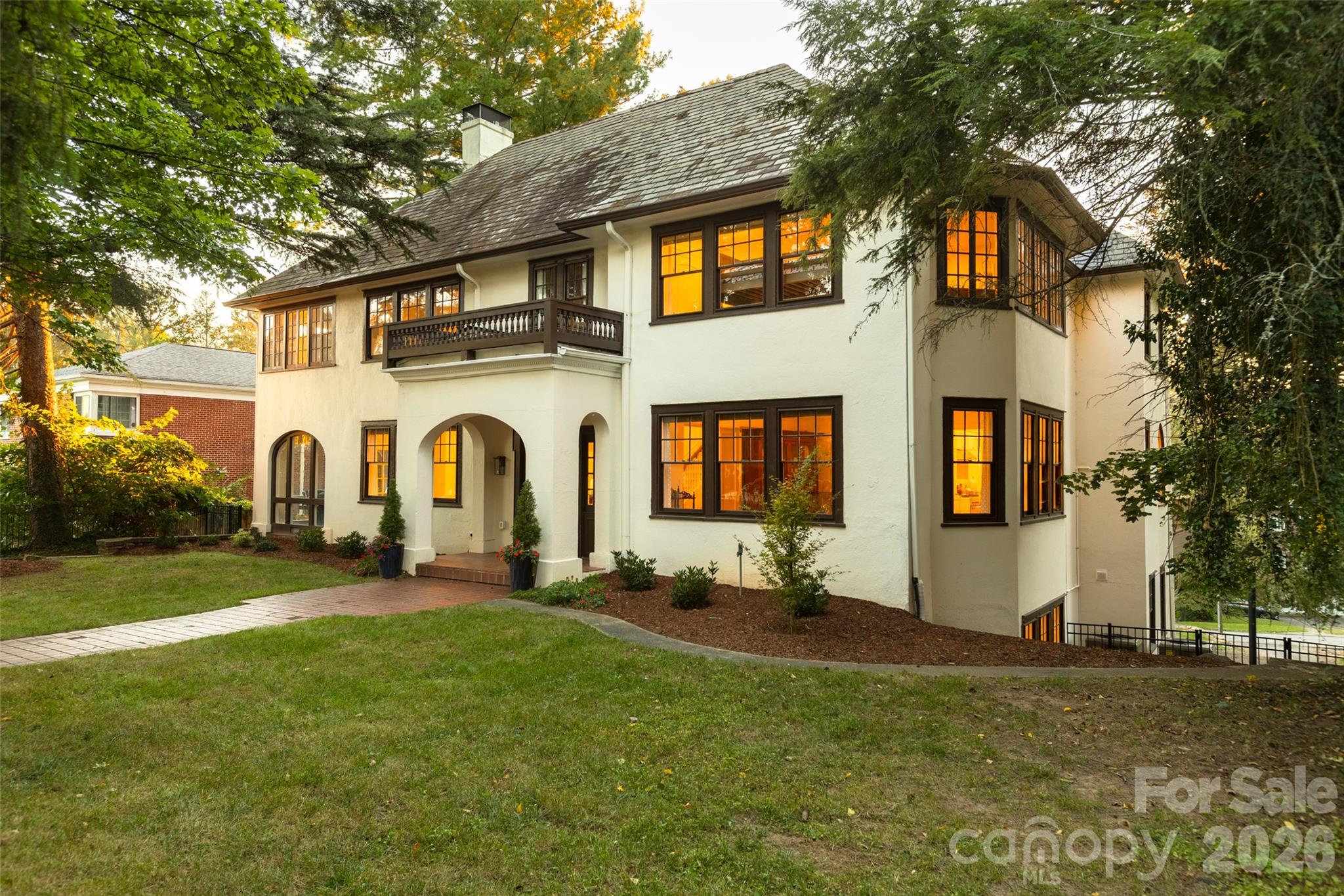 Single Family Residence at 200 Kimberly Avenue, Asheville, photo 2 of 48