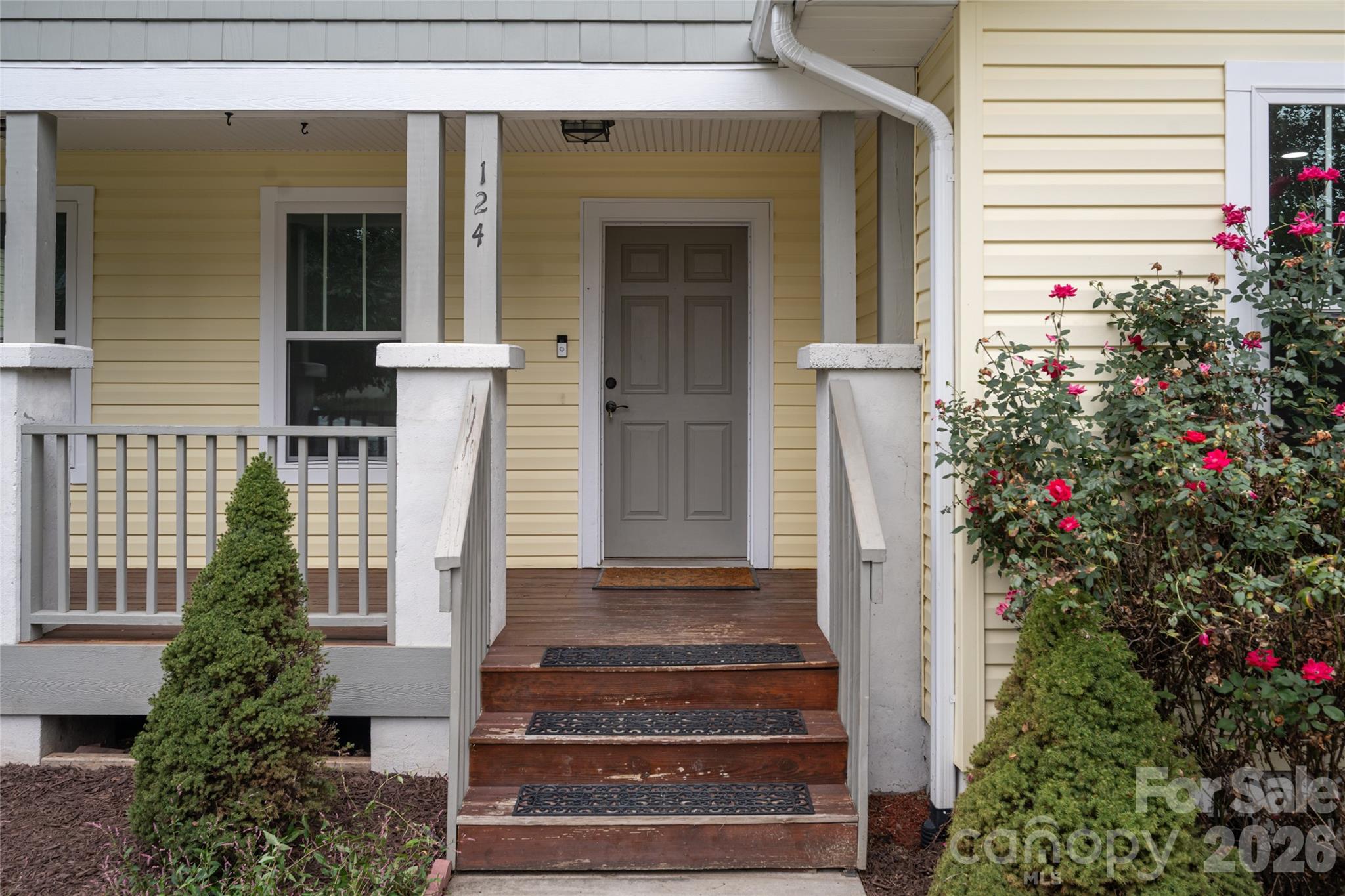 Single Family Residence at 124 Soulshine Court, Asheville, photo 4 of 36