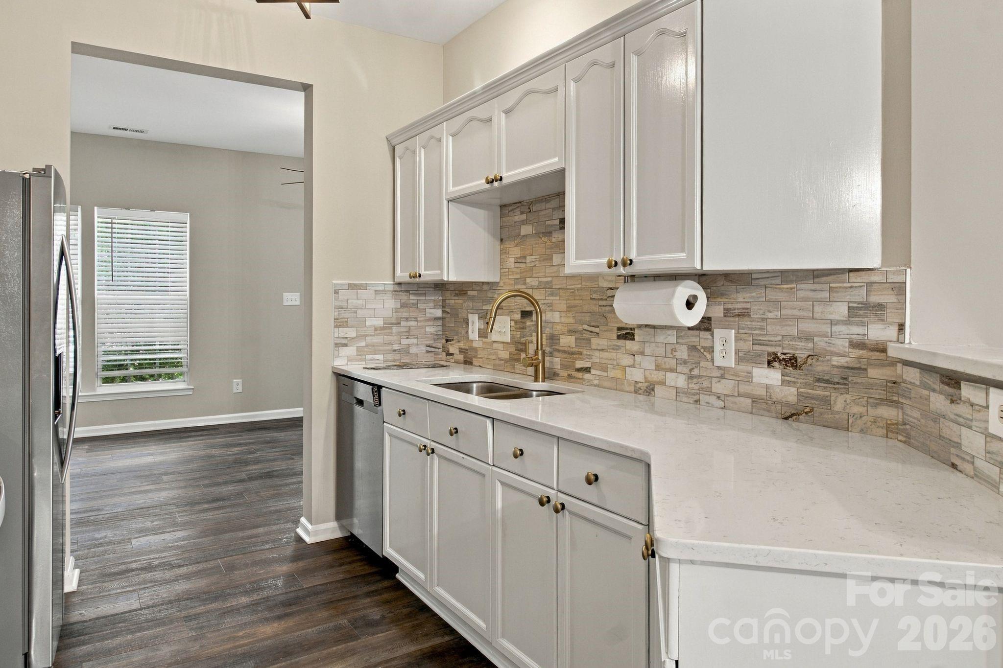 Townhouse at 6032 Sapwood Court, Matthews, photo 6 of 21