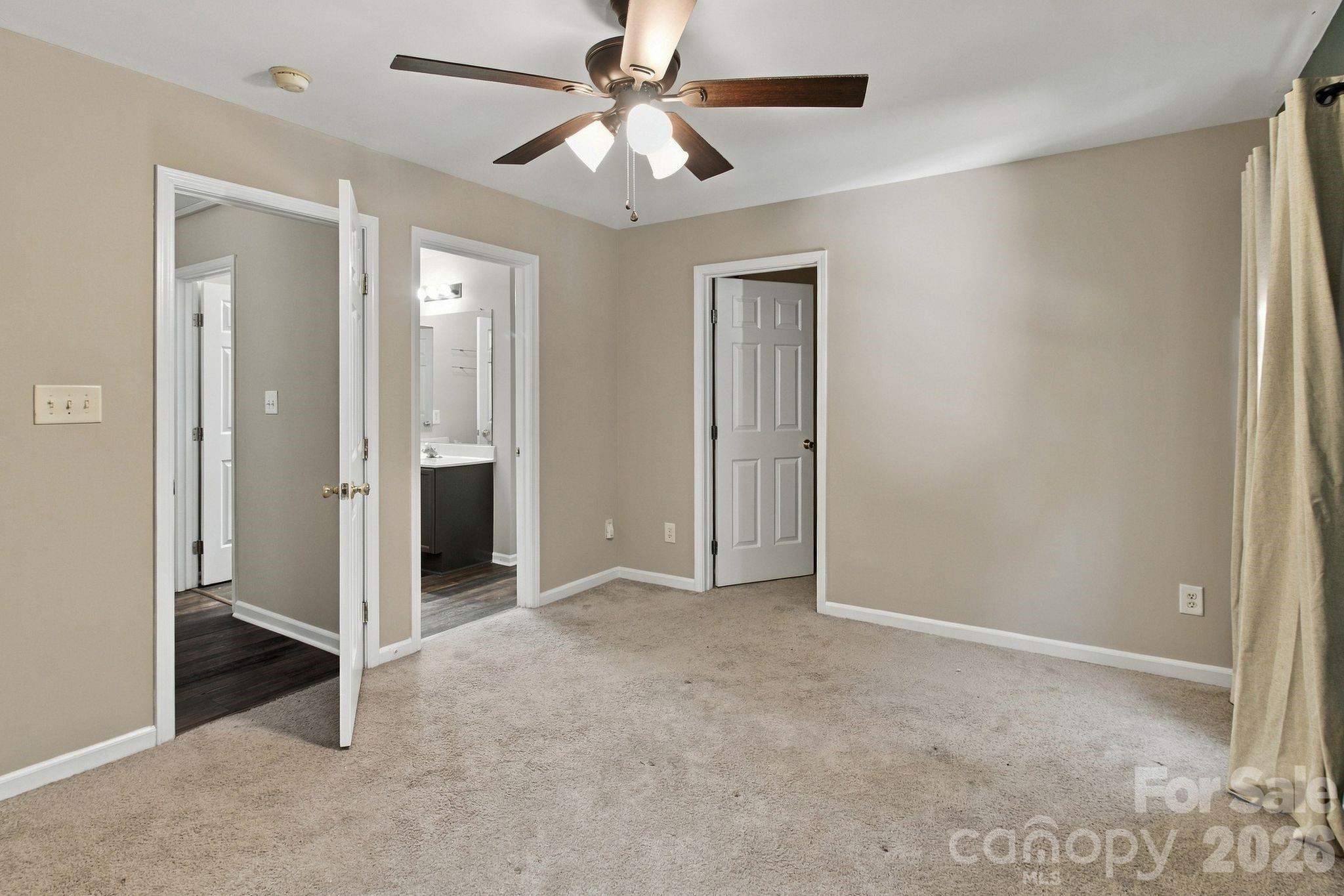 Townhouse at 6032 Sapwood Court, Matthews, photo 14 of 21