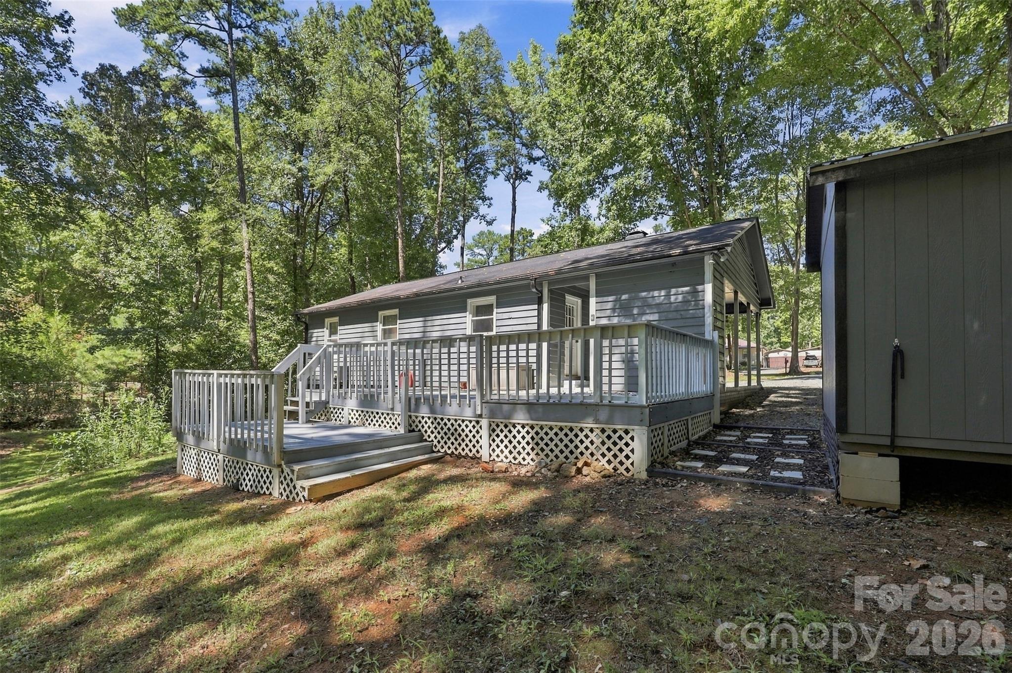 Back view - 2909 Matoka Trail, Matthews