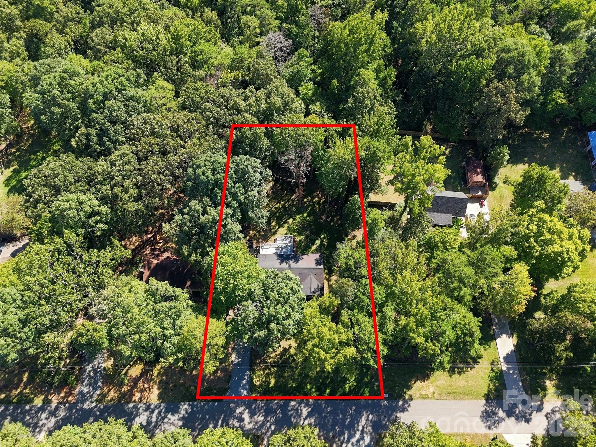 Aerial vew with approximate lot line - 2909 Matoka Trail, Matthews