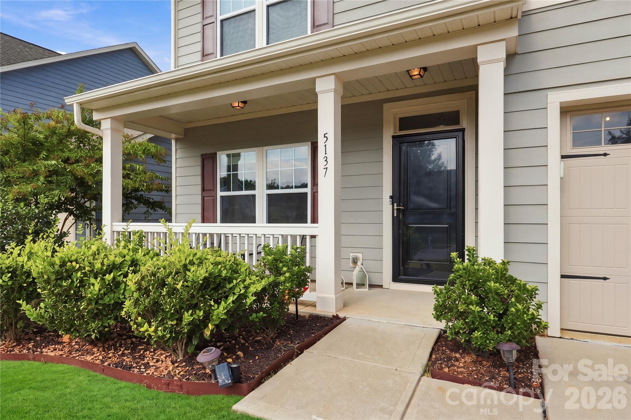 Single Family Residence at 5137 Thomasville Drive, Belmont, photo 3 of 45