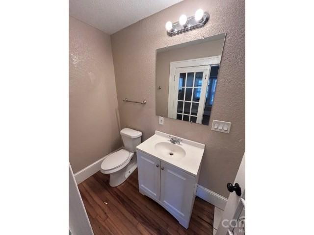 Duplex at 439 2nd Avenue SE, Hickory, photo 7 of 30