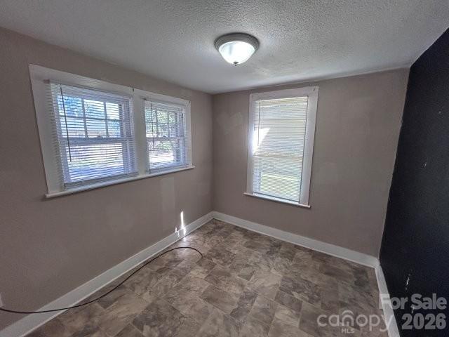 Duplex at 439 2nd Avenue SE, Hickory, photo 15 of 30