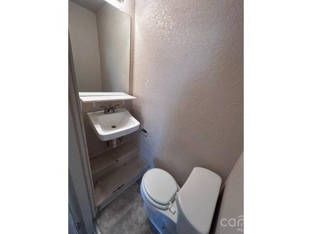 Duplex at 439 2nd Avenue SE, Hickory, photo 17 of 30