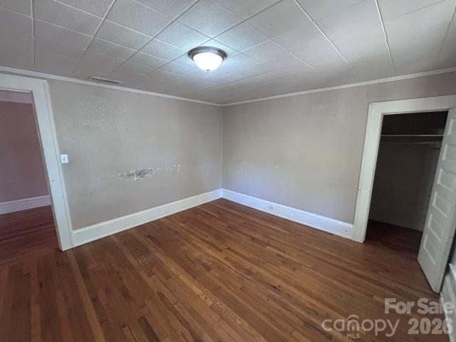 Duplex at 439 2nd Avenue SE, Hickory, photo 18 of 30