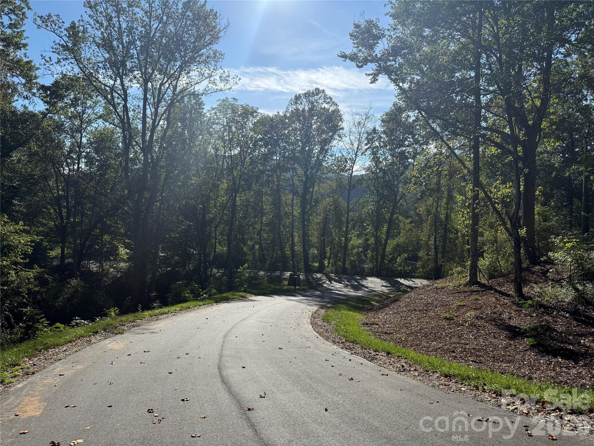 Entrance - 000 Reserve Way, Hendersonville