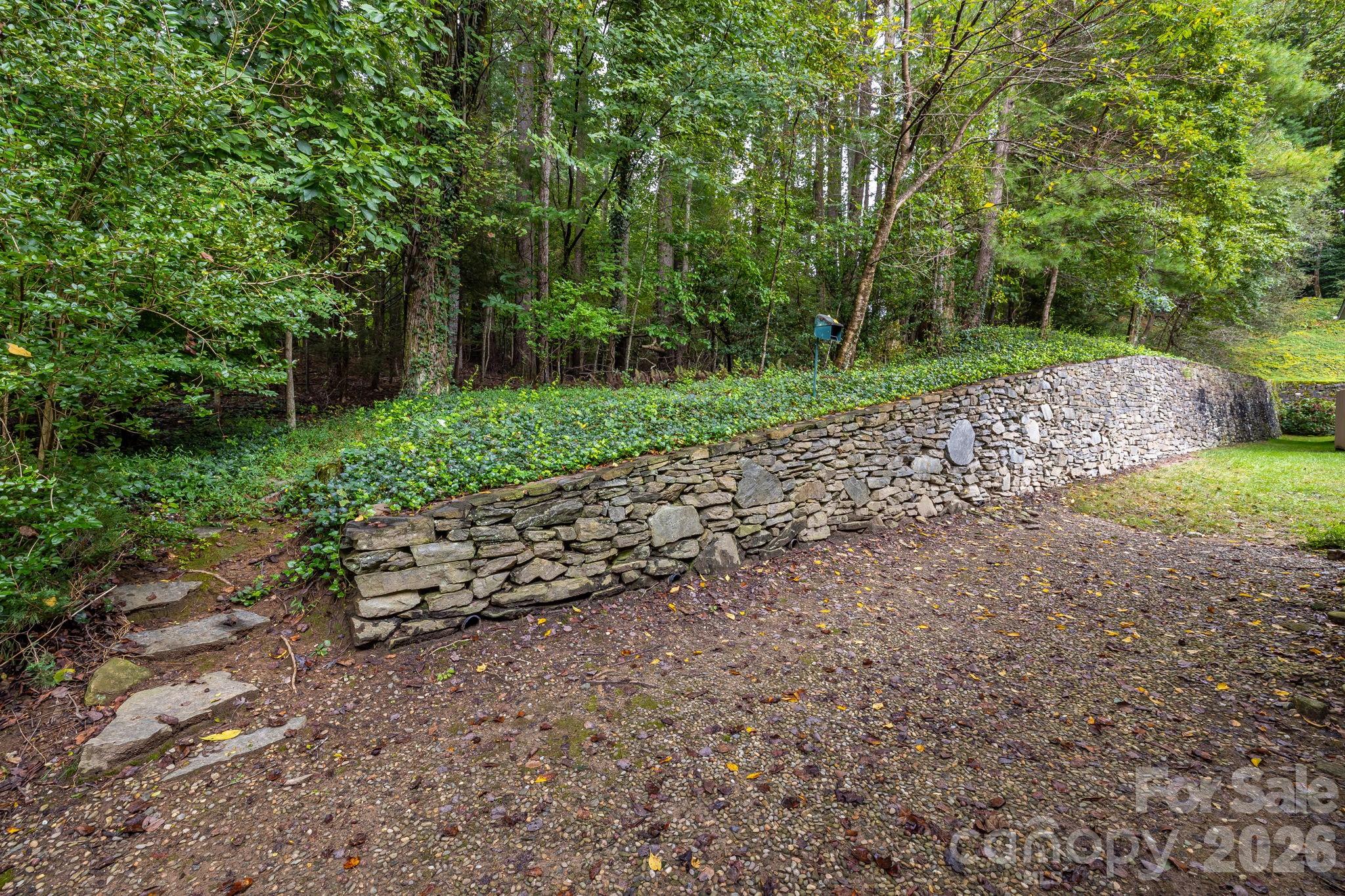 Condominium at 341 Britton Creek Drive, Hendersonville, photo 28 of 41