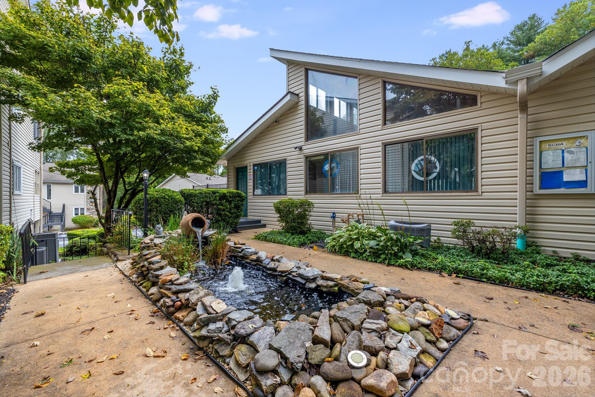 Condominium at 341 Britton Creek Drive, Hendersonville, photo 29 of 41