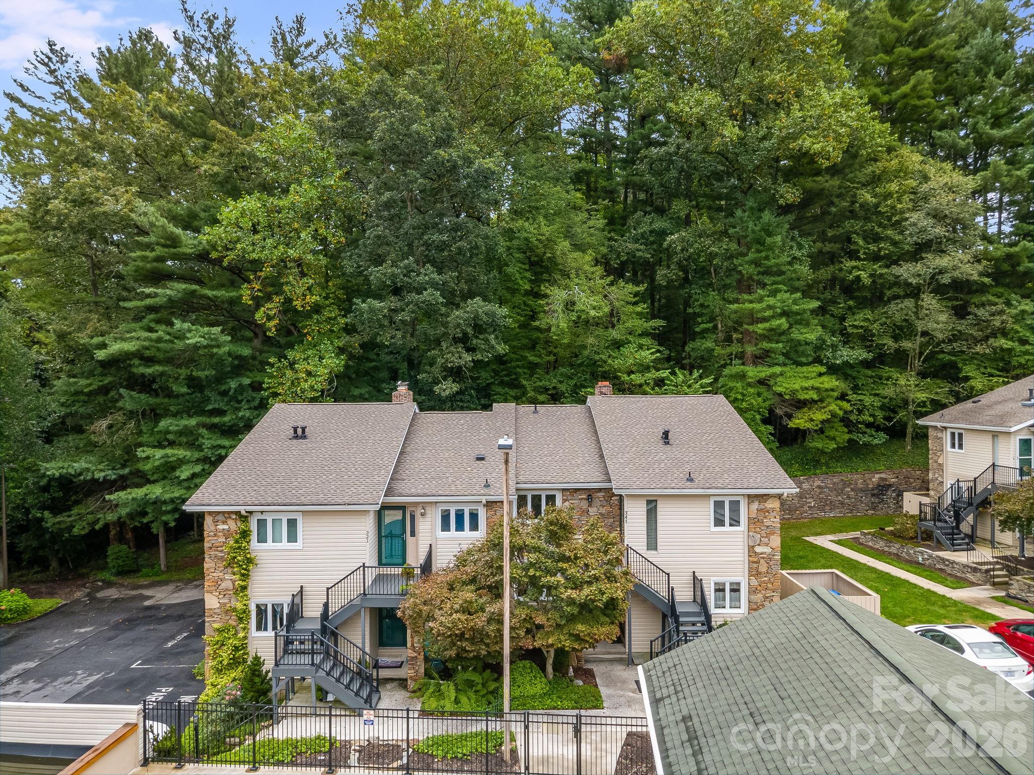 Condominium at 341 Britton Creek Drive, Hendersonville, photo 39 of 41