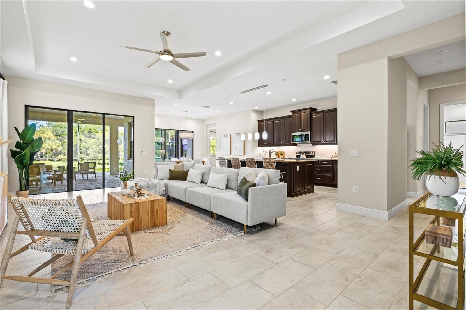 Single Family Residence at 11876 HUNTERS CREEK RD, VENICE, photo 27 of 139