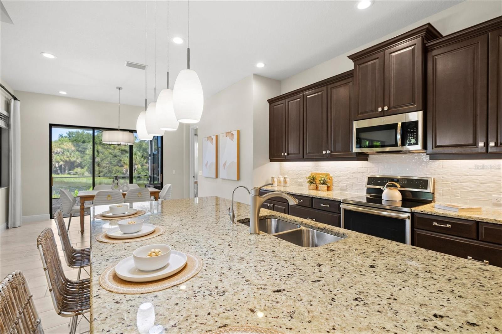 Single Family Residence at 11876 HUNTERS CREEK RD, VENICE, photo 45 of 139