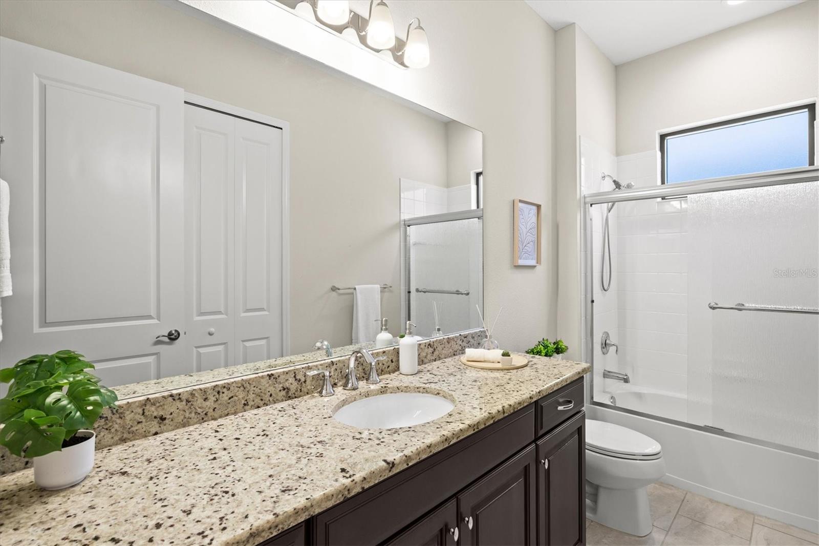 Single Family Residence at 11876 HUNTERS CREEK RD, VENICE, photo 76 of 139