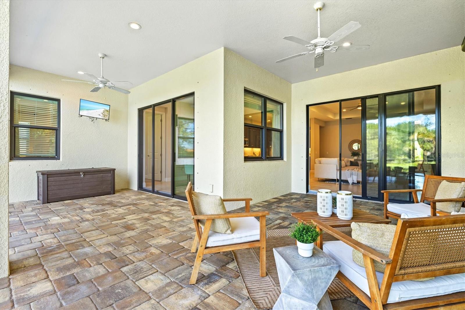 Single Family Residence at 11876 HUNTERS CREEK RD, VENICE, photo 85 of 139
