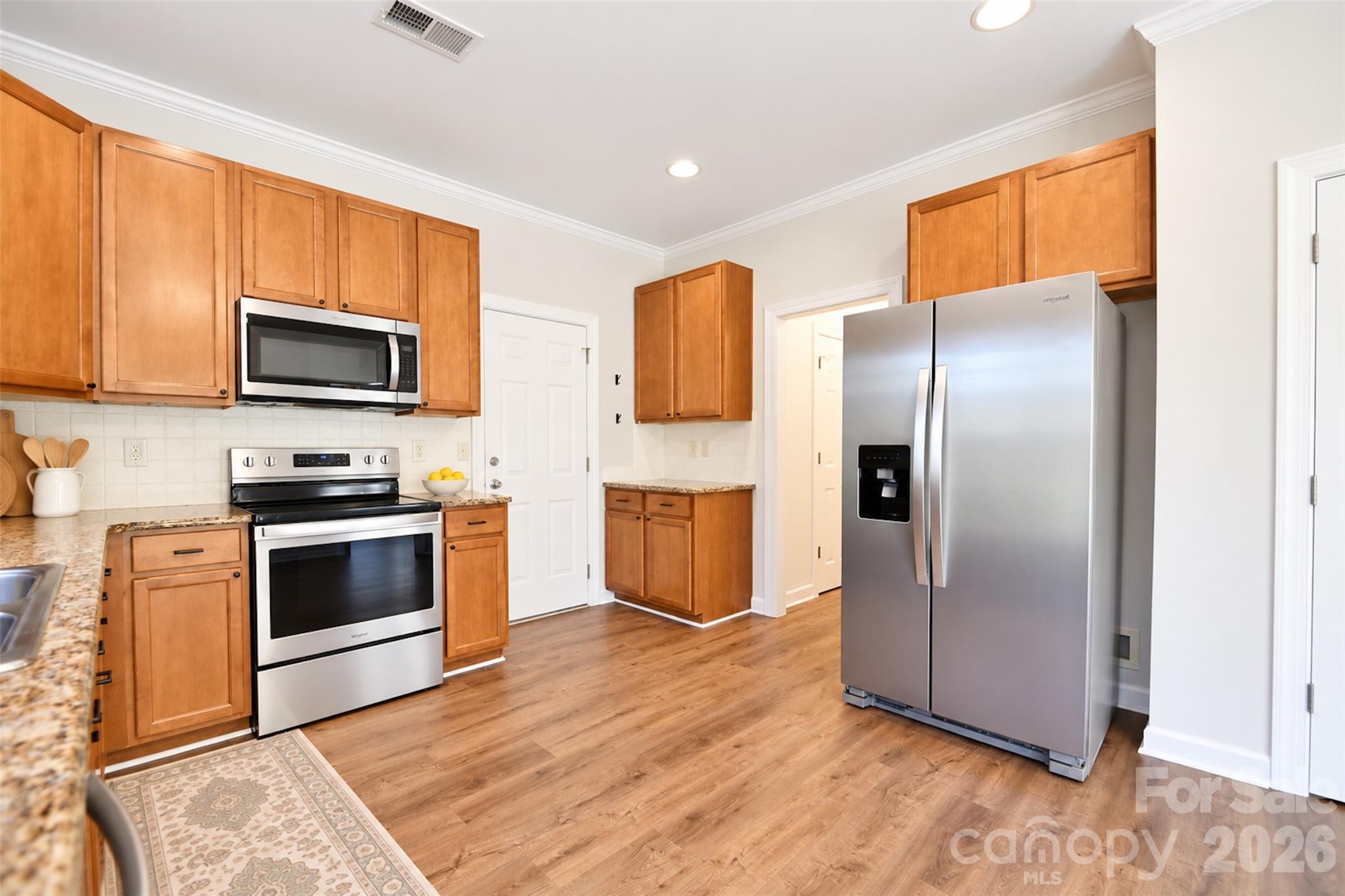 Single Family Residence at 5240 Ellie Court, Concord, photo 8 of 29
