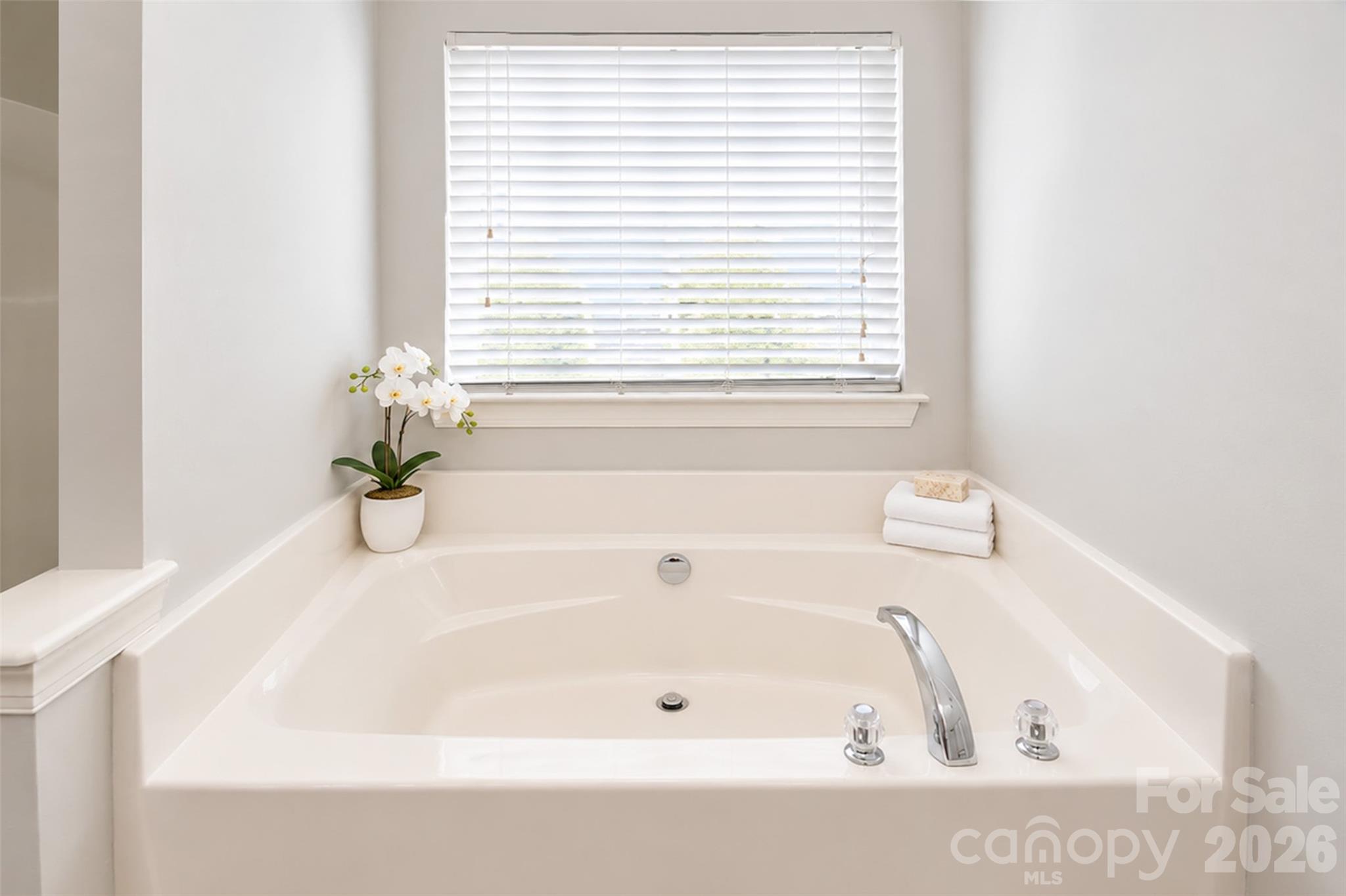 Single Family Residence at 5240 Ellie Court, Concord, photo 16 of 29