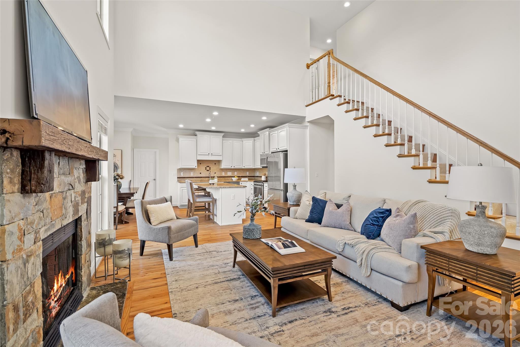 Single Family Residence at 107 Berry Hill Drive, Hendersonville, photo 7 of 32