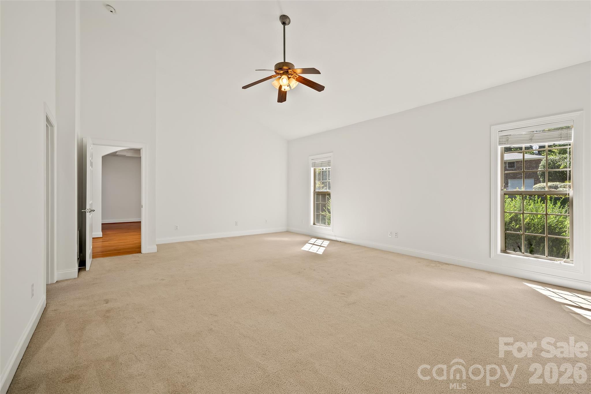 Single Family Residence at 107 Berry Hill Drive, Hendersonville, photo 19 of 32