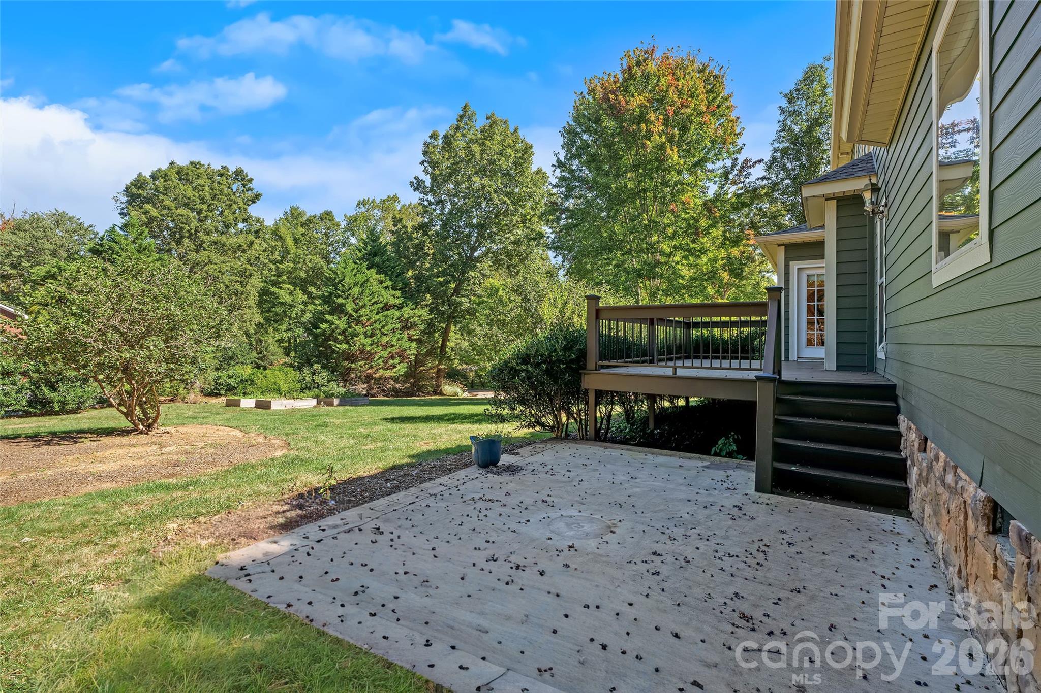Single Family Residence at 107 Berry Hill Drive, Hendersonville, photo 29 of 32